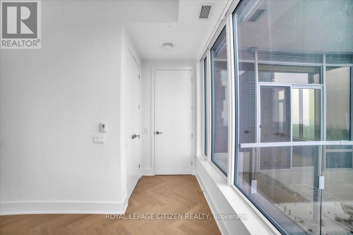 6007 - 11 Yorkville Avenue, Toronto, Ontario  M4W 1L2 - Photo 14 - C13213658