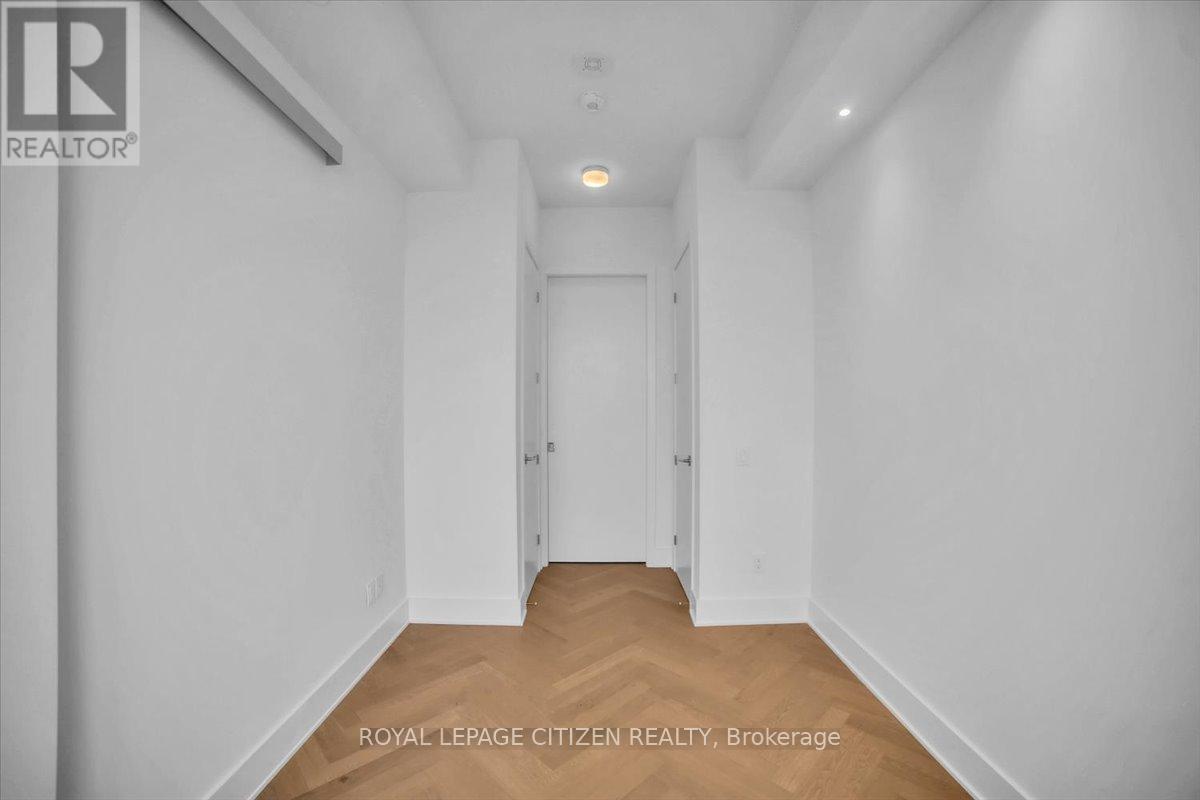 6007 - 11 Yorkville Avenue, Toronto, Ontario  M4W 1L2 - Photo 18 - C13213658