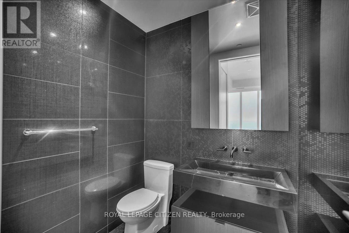 6007 - 11 Yorkville Avenue, Toronto, Ontario  M4W 1L2 - Photo 21 - C13213658