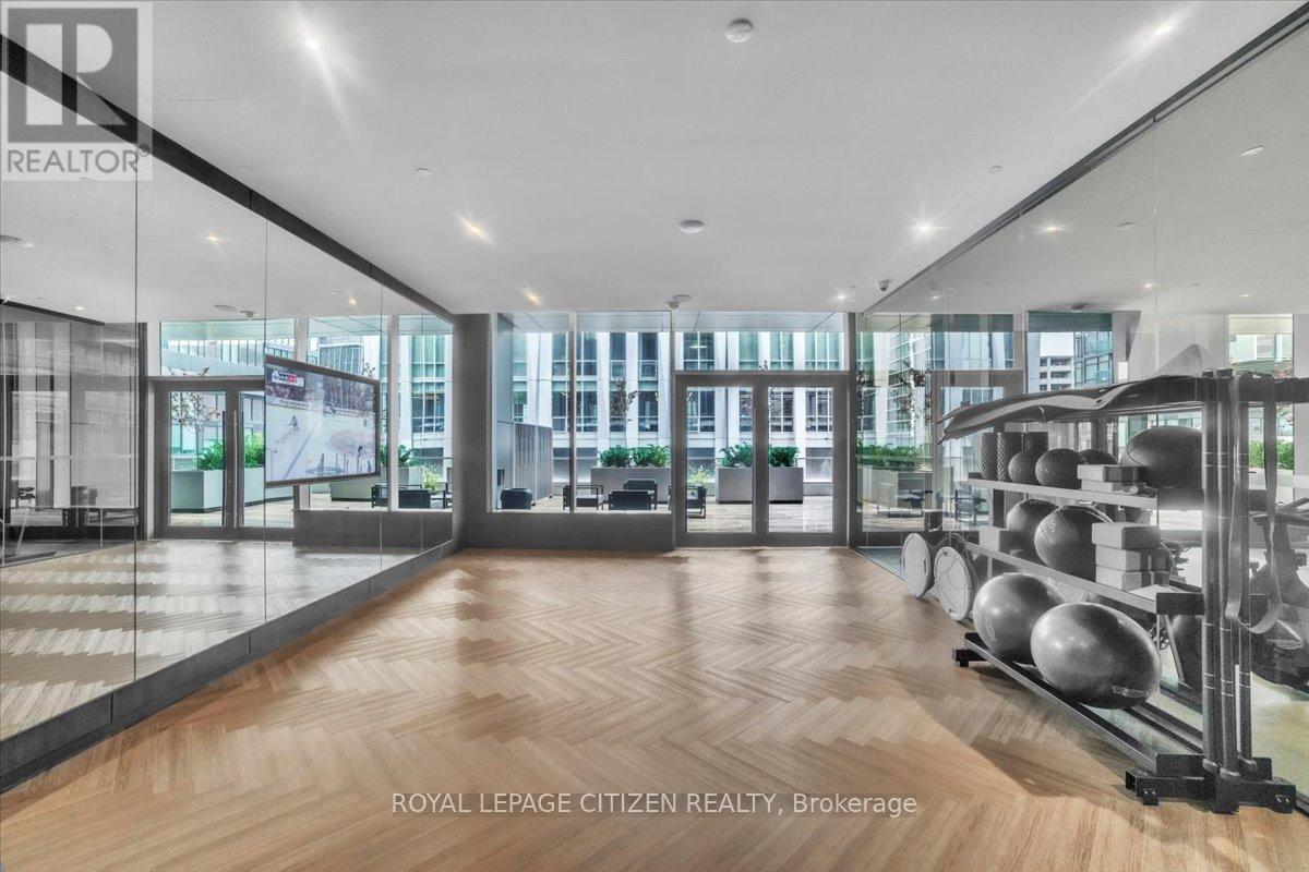 6007 - 11 Yorkville Avenue, Toronto, Ontario  M4W 1L2 - Photo 36 - C13213658