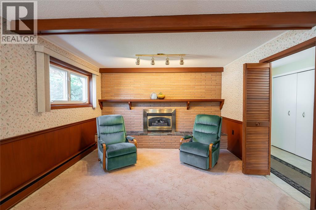572 Highbury Park, Sarnia, Ontario  N7V 2J9 - Photo 14 - 26010403