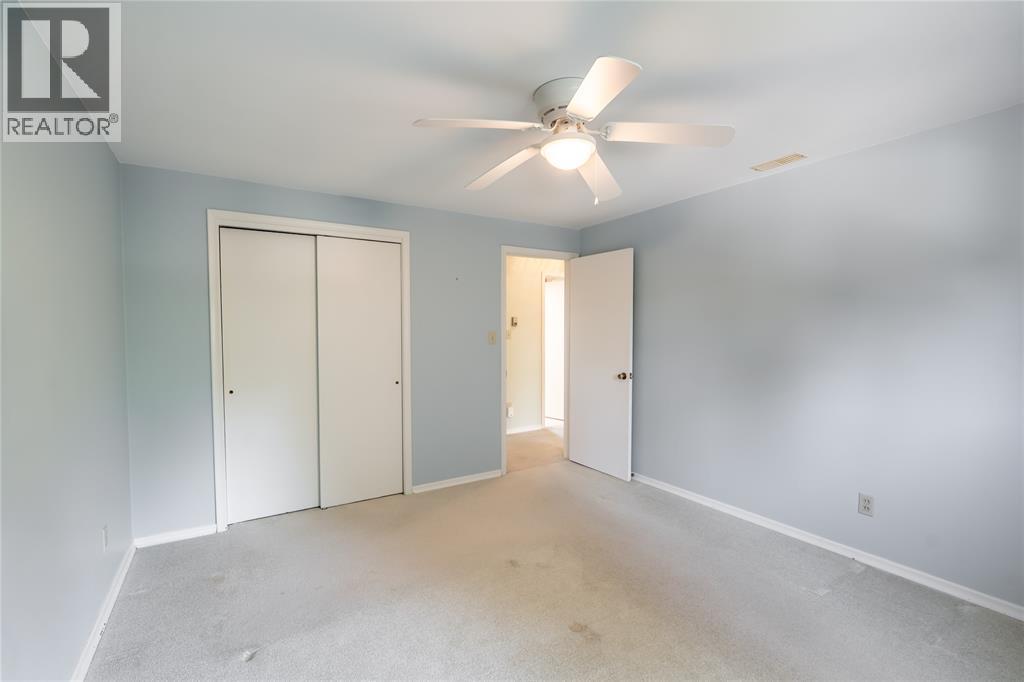 572 Highbury Park, Sarnia, Ontario  N7V 2J9 - Photo 18 - 26010403