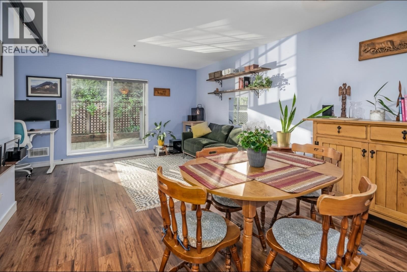 106 526 13th Street, New Westminster, British Columbia  V3M 4L9 - Photo 2 - R3128787