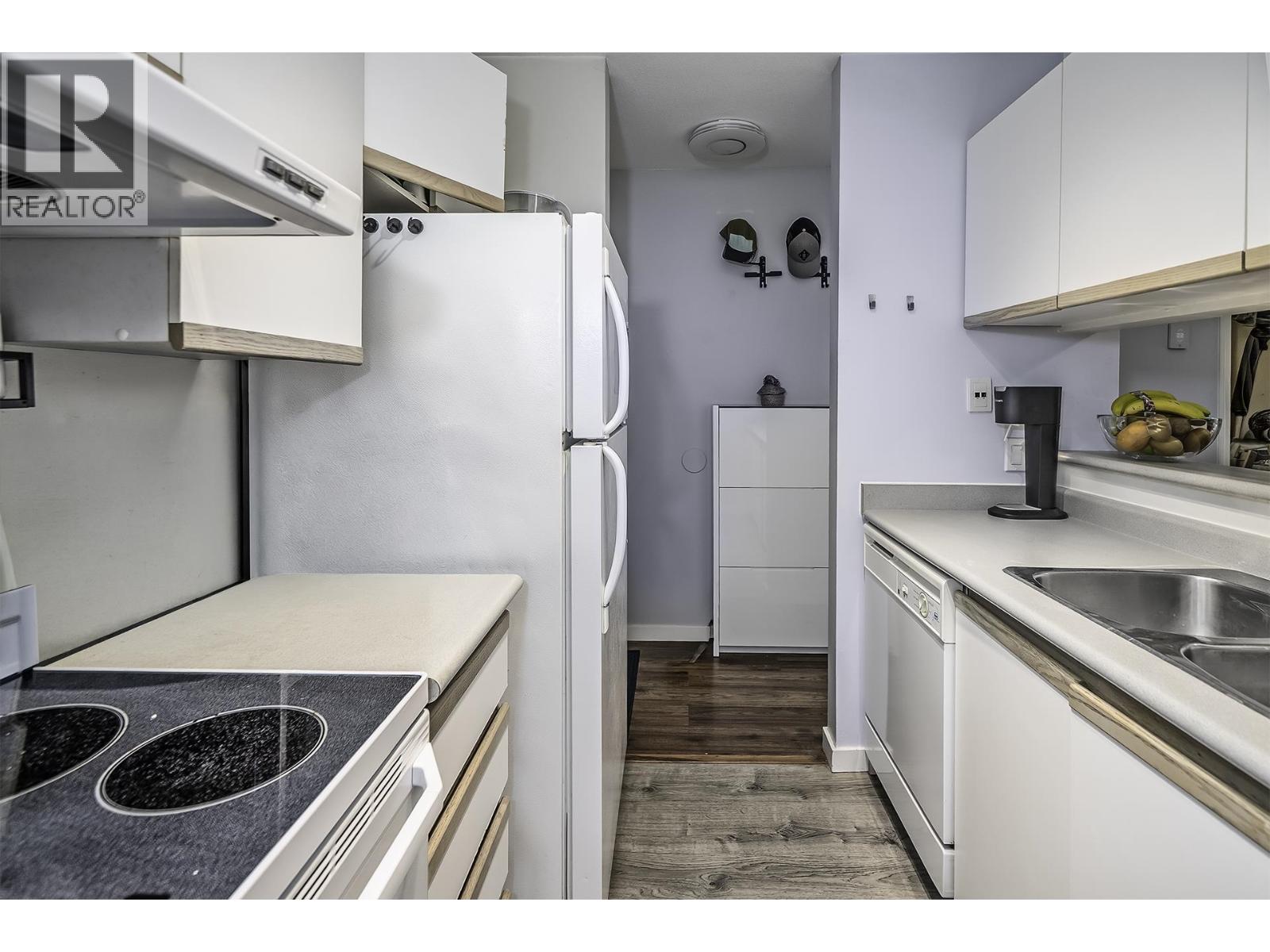 106 526 13th Street, New Westminster, British Columbia  V3M 4L9 - Photo 9 - R3128787