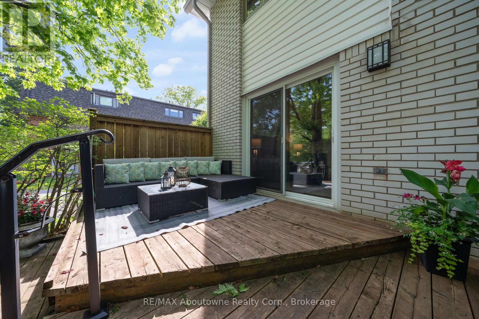 35 - 1270 Gainsborough Drive, Oakville, Ontario  M9A 0E1 - Photo 39 - W13212796