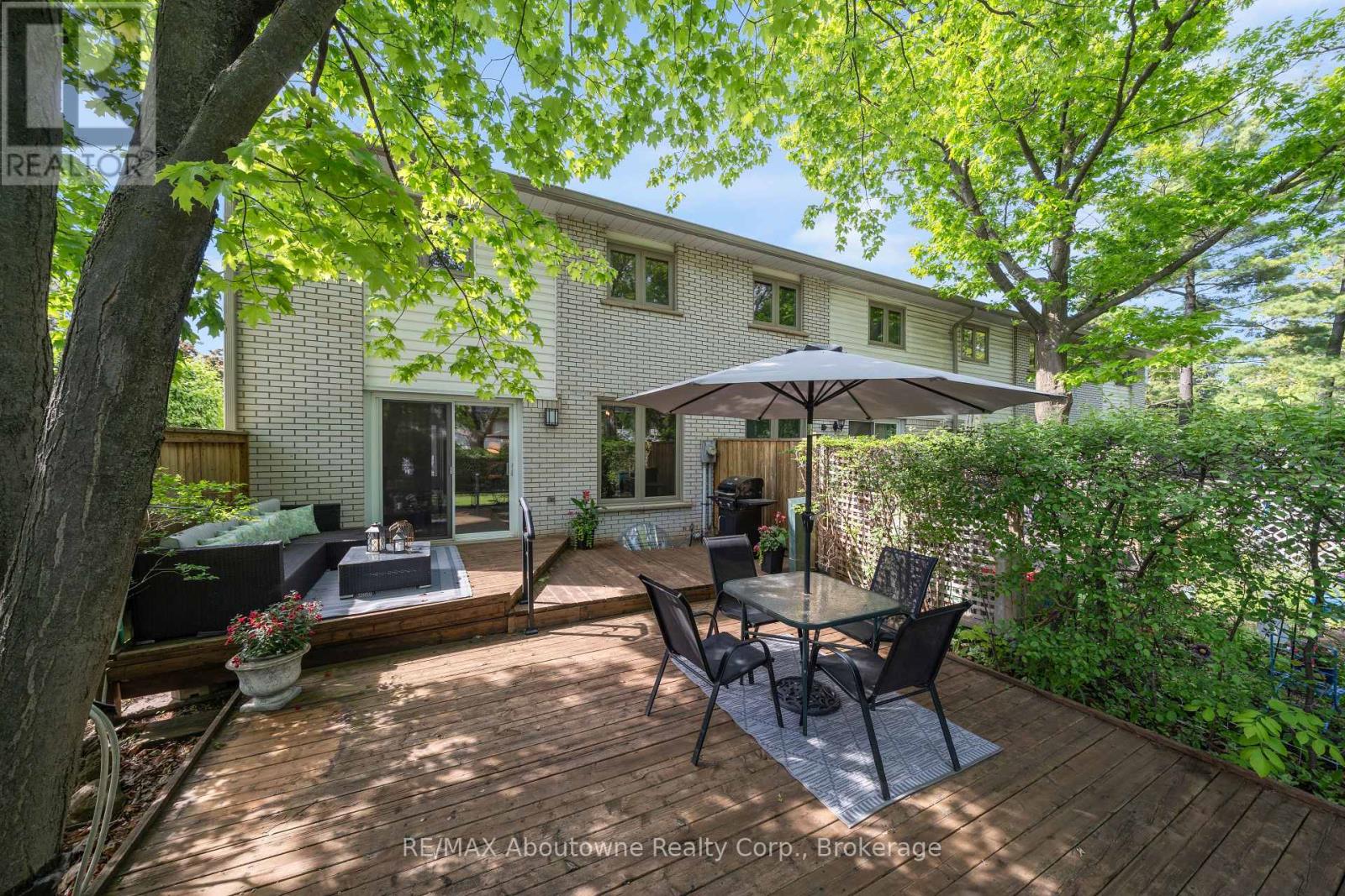 35 - 1270 Gainsborough Drive, Oakville, Ontario  M9A 0E1 - Photo 44 - W13212796