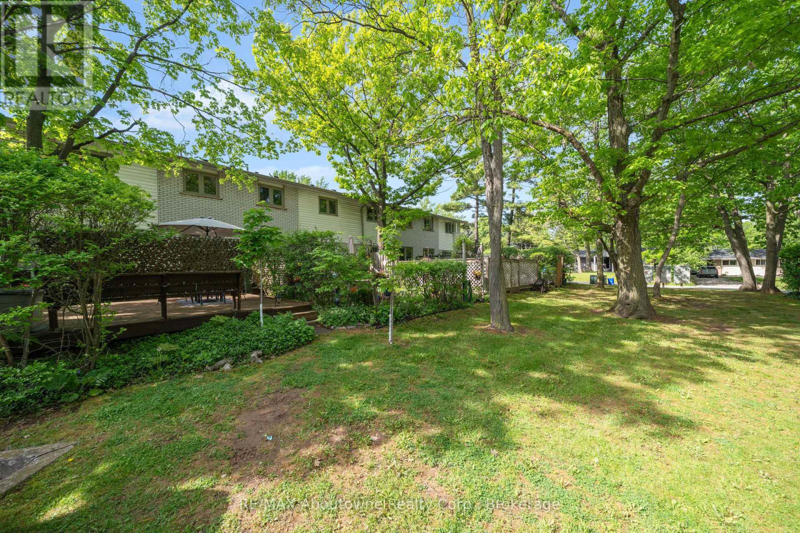 35 - 1270 Gainsborough Drive, Oakville, Ontario  M9A 0E1 - Photo 46 - W13212796