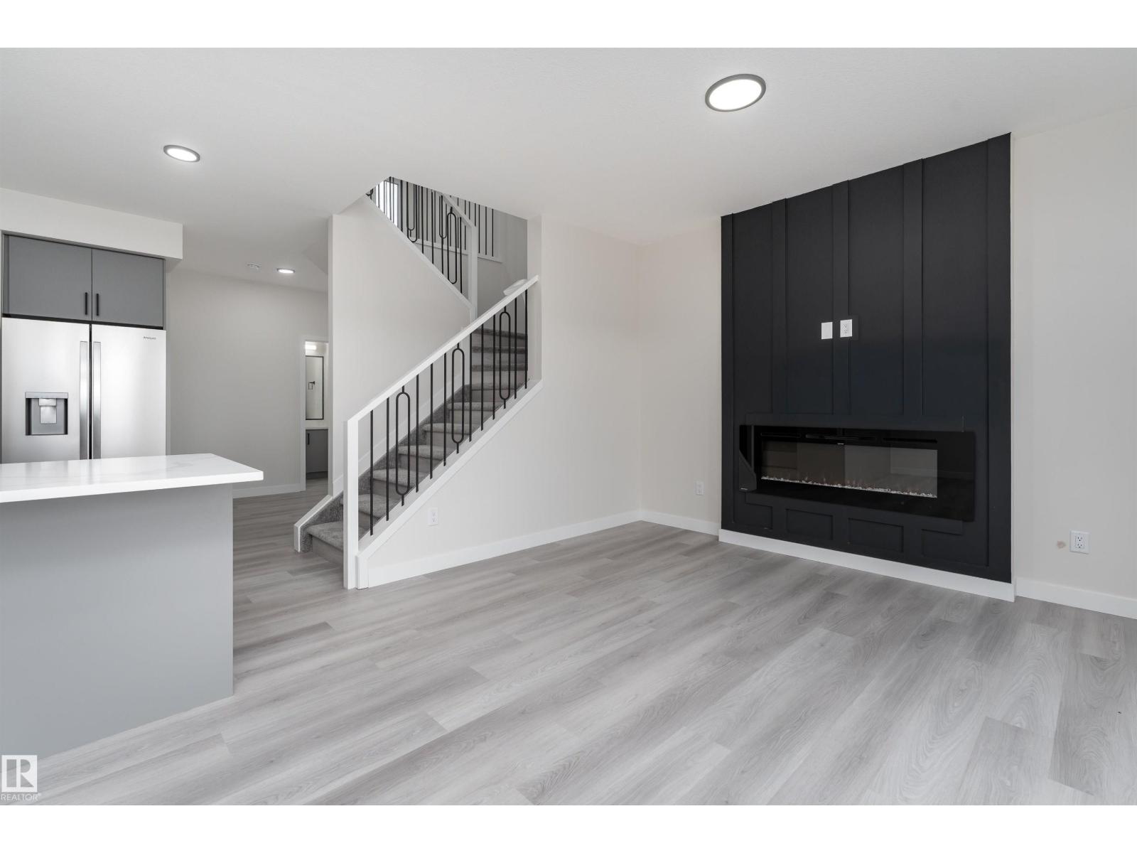 137 Pierwyck Loop, Spruce Grove, Alberta  T7X 3W1 - Photo 3 - E4490677