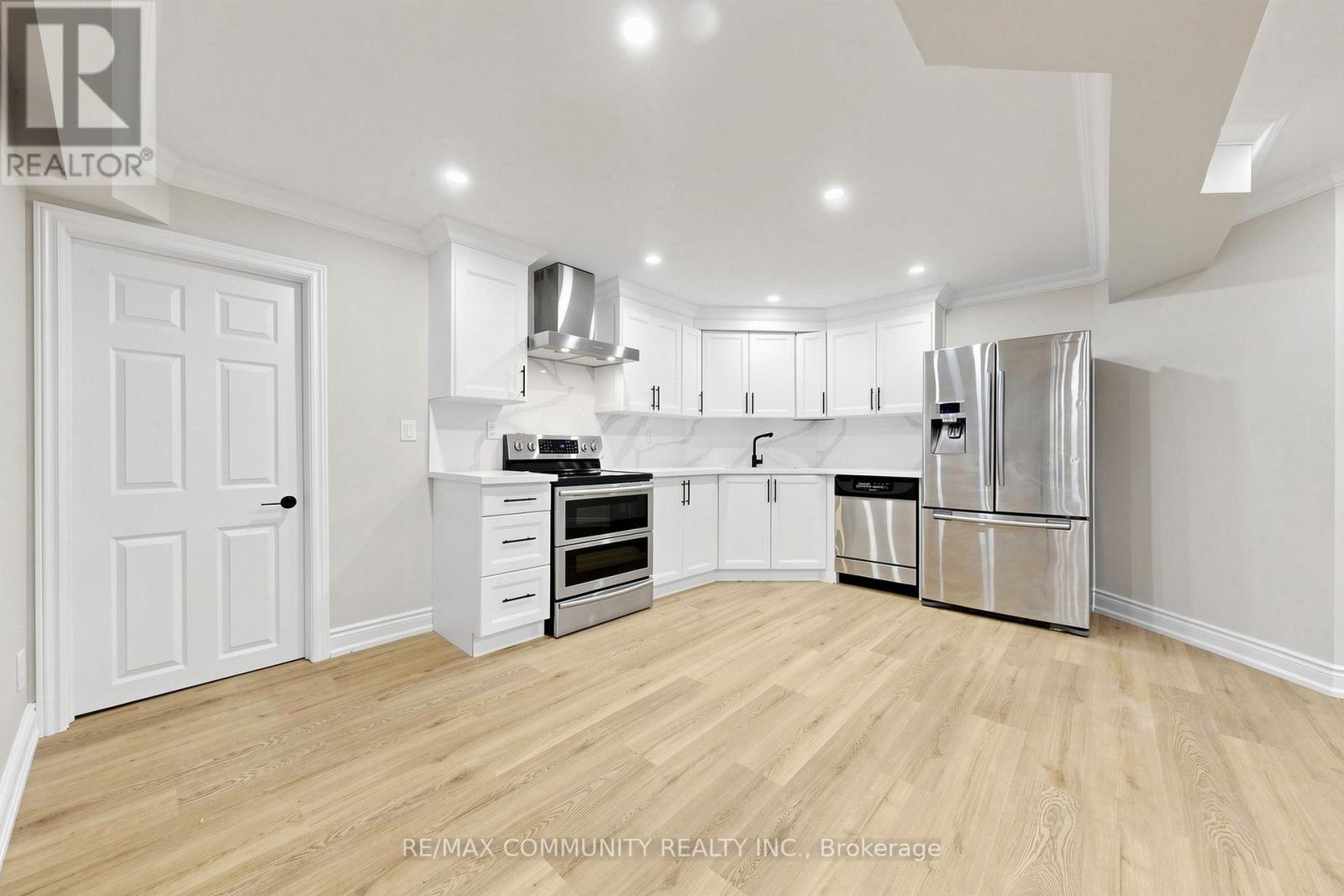 1002 Riverview Crescent, Pickering, Ontario  L1V 4M5 - Photo 43 - E13213452