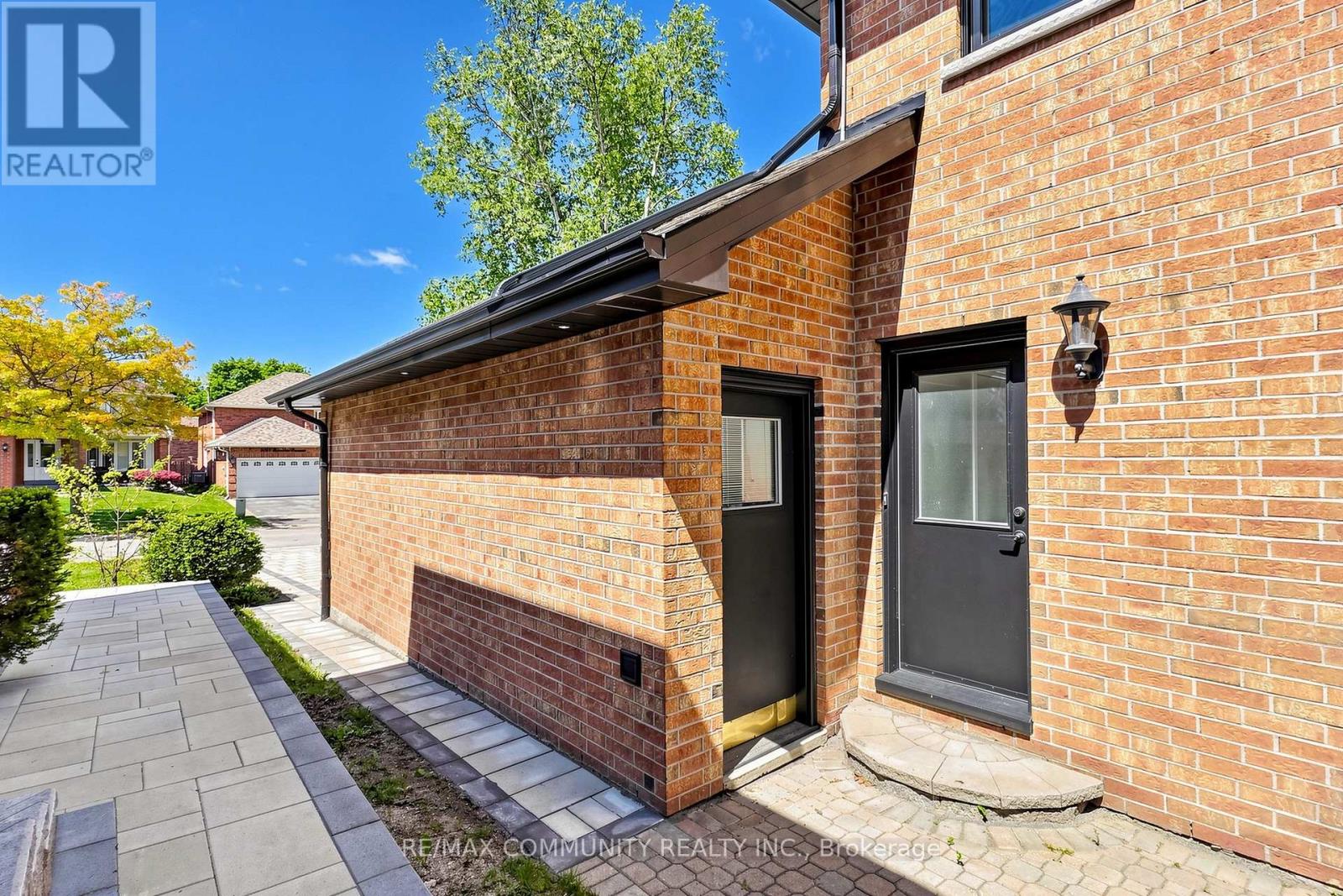 1002 Riverview Crescent, Pickering, Ontario  L1V 4M5 - Photo 49 - E13213452