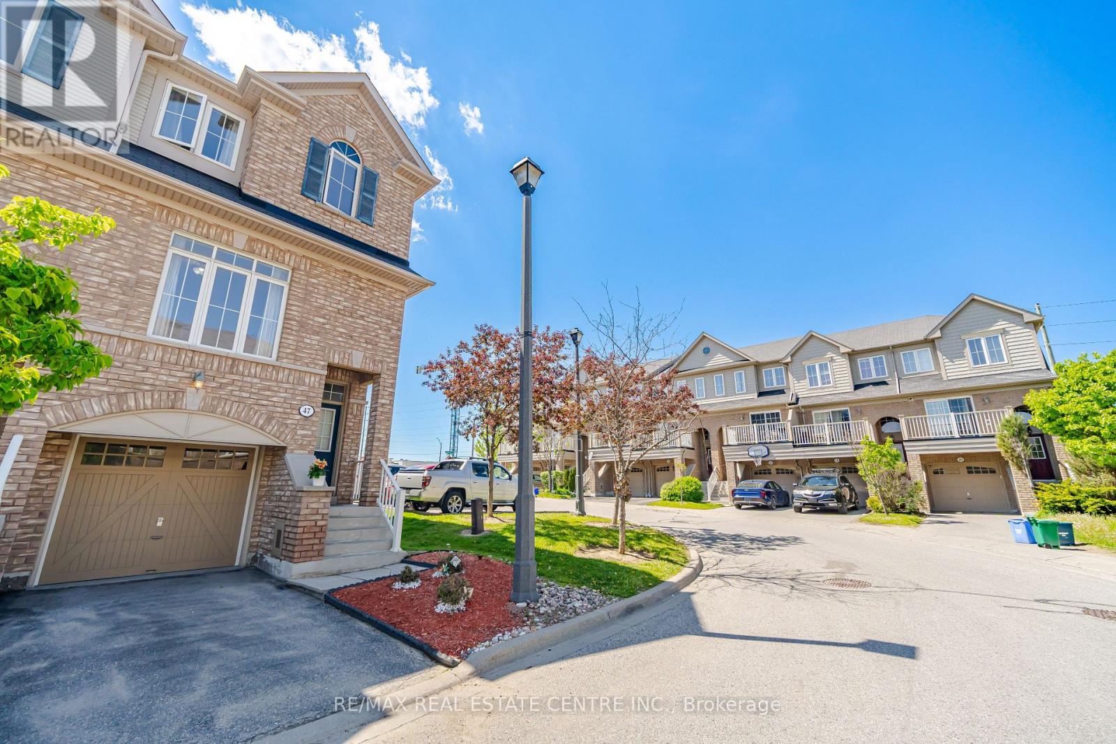 47 Martinworth Lane, Ajax, Ontario  L1Z 0L1 - Photo 2 - E13213548