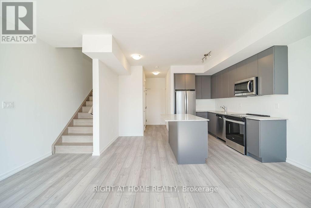 11 - 11 Lytham Green Circle, Newmarket, Ontario  L3Y 0H3 - Photo 13 - N13213550