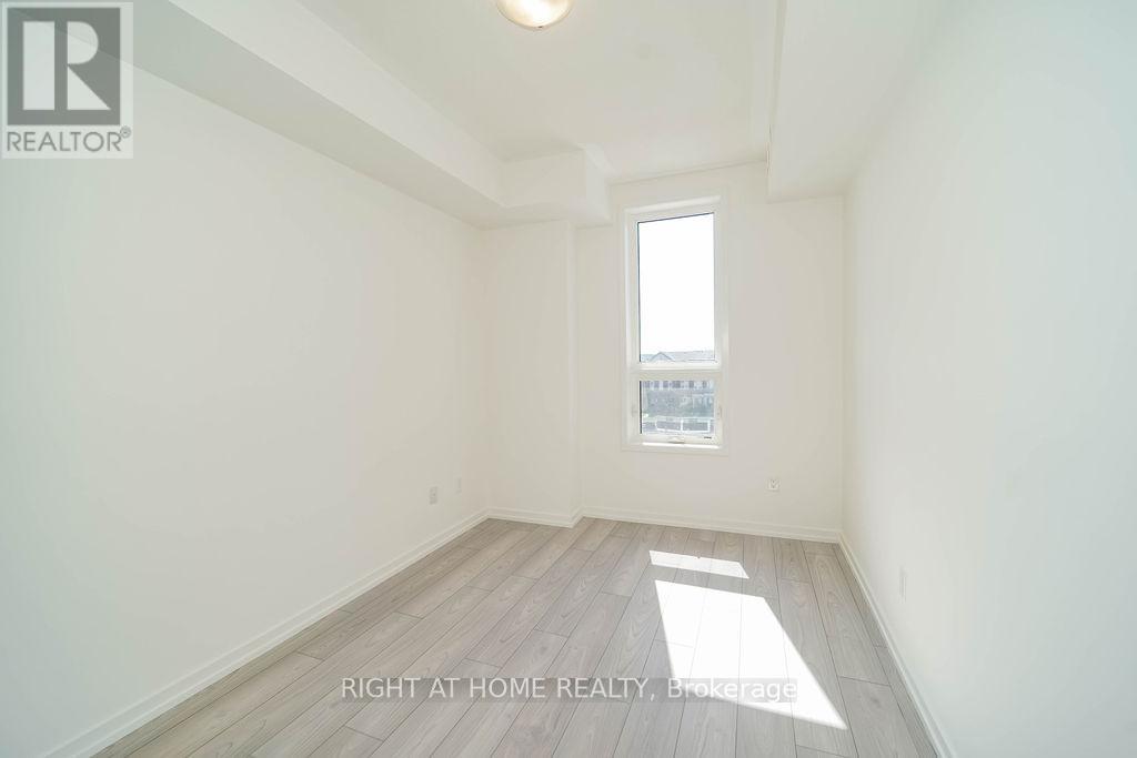 11 - 11 Lytham Green Circle, Newmarket, Ontario  L3Y 0H3 - Photo 30 - N13213550