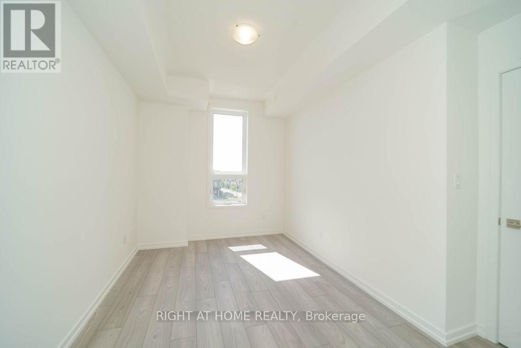 11 - 11 Lytham Green Circle, Newmarket, Ontario  L3Y 0H3 - Photo 31 - N13213550