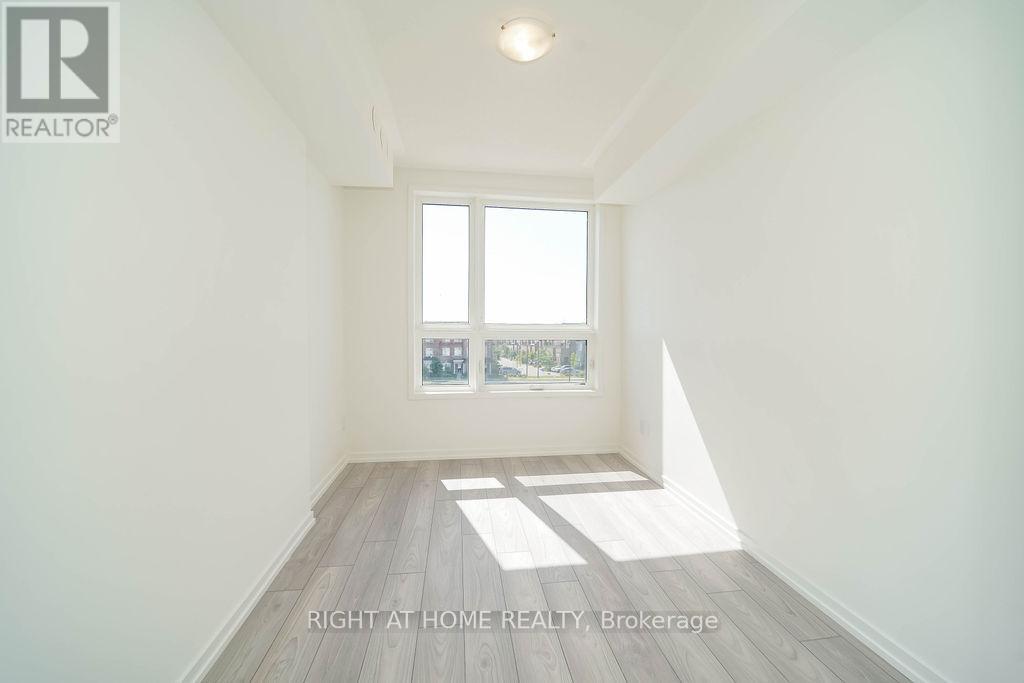 11 - 11 Lytham Green Circle, Newmarket, Ontario  L3Y 0H3 - Photo 35 - N13213550