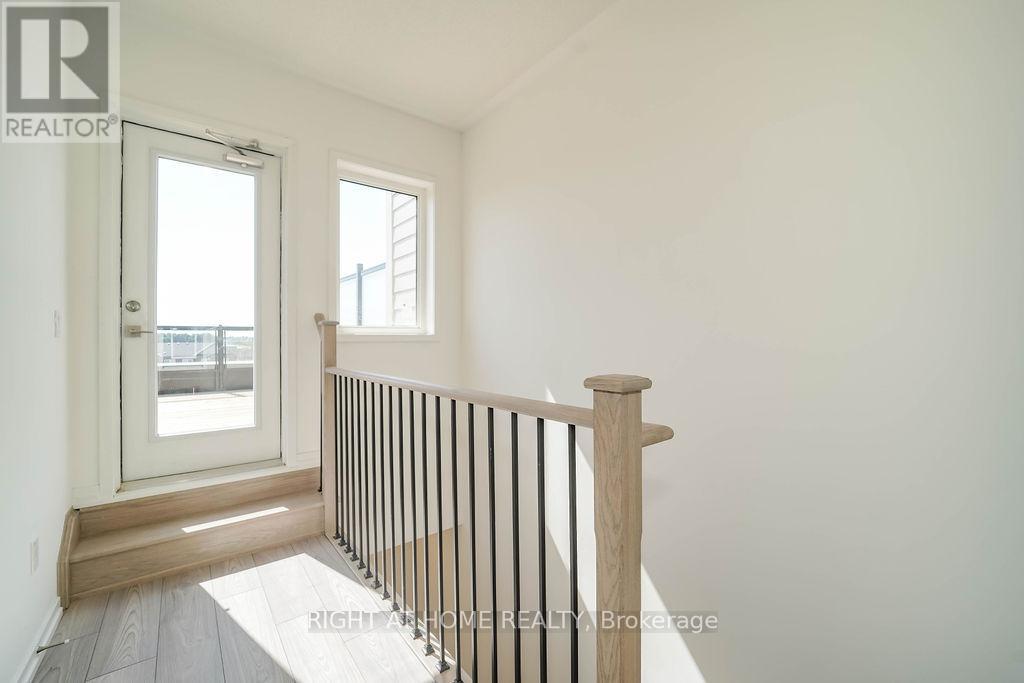 11 - 11 Lytham Green Circle, Newmarket, Ontario  L3Y 0H3 - Photo 41 - N13213550