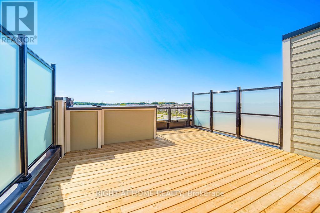 11 - 11 Lytham Green Circle, Newmarket, Ontario  L3Y 0H3 - Photo 42 - N13213550