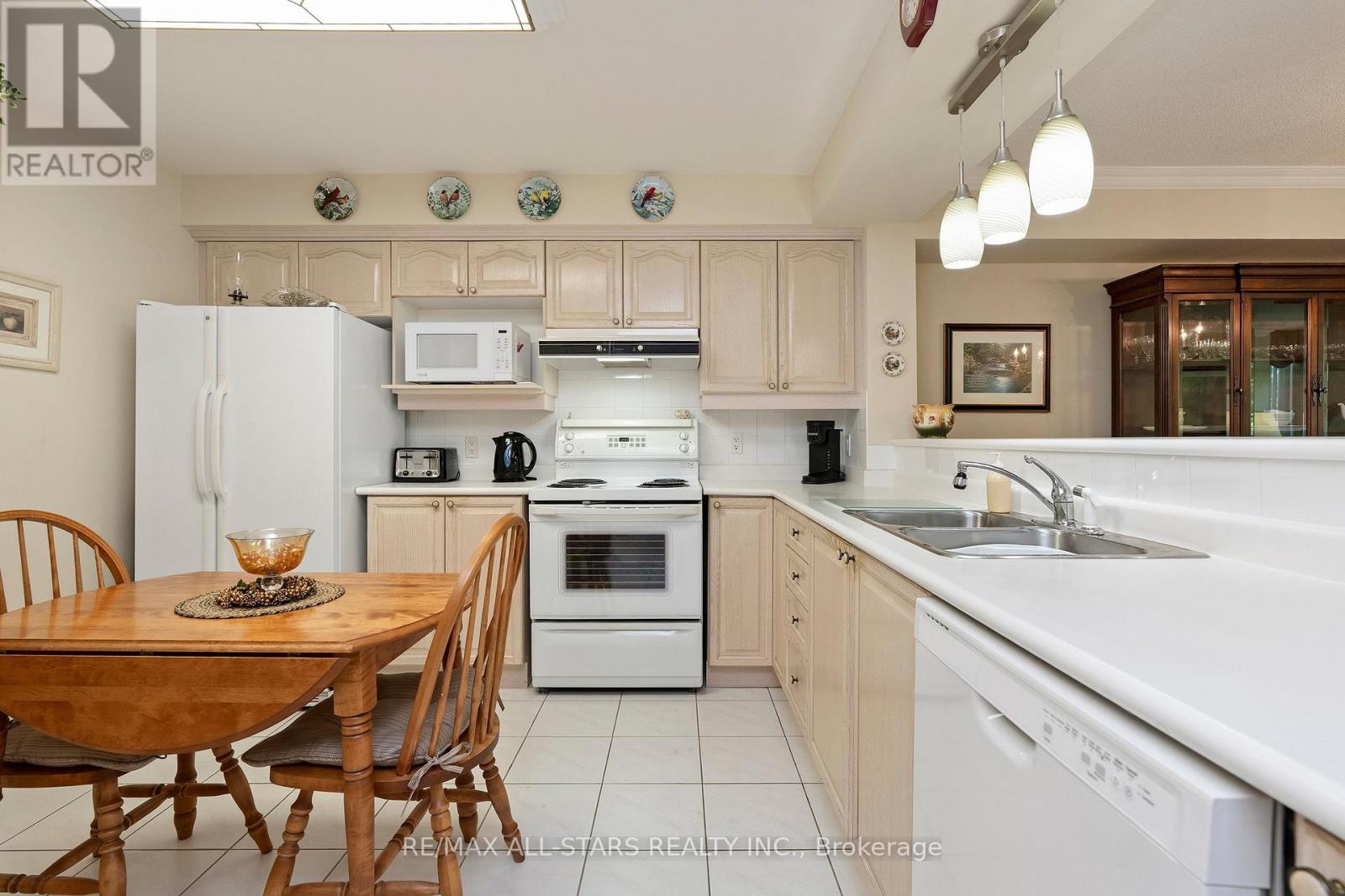 322 - 80 The Boardwalk Way, Markham, Ontario  L6E 1B8 - Photo 16 - N13213570