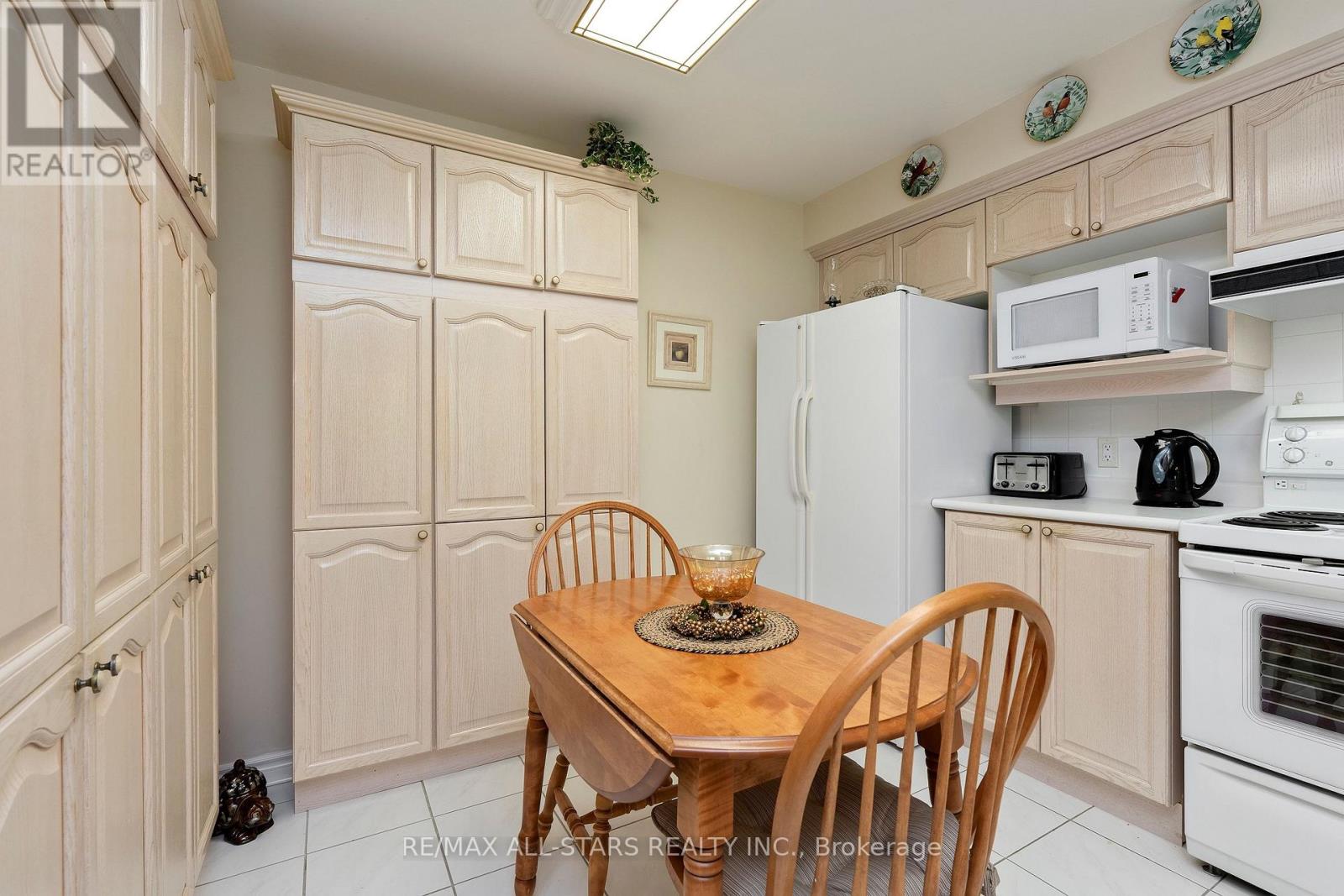322 - 80 The Boardwalk Way, Markham, Ontario  L6E 1B8 - Photo 17 - N13213570