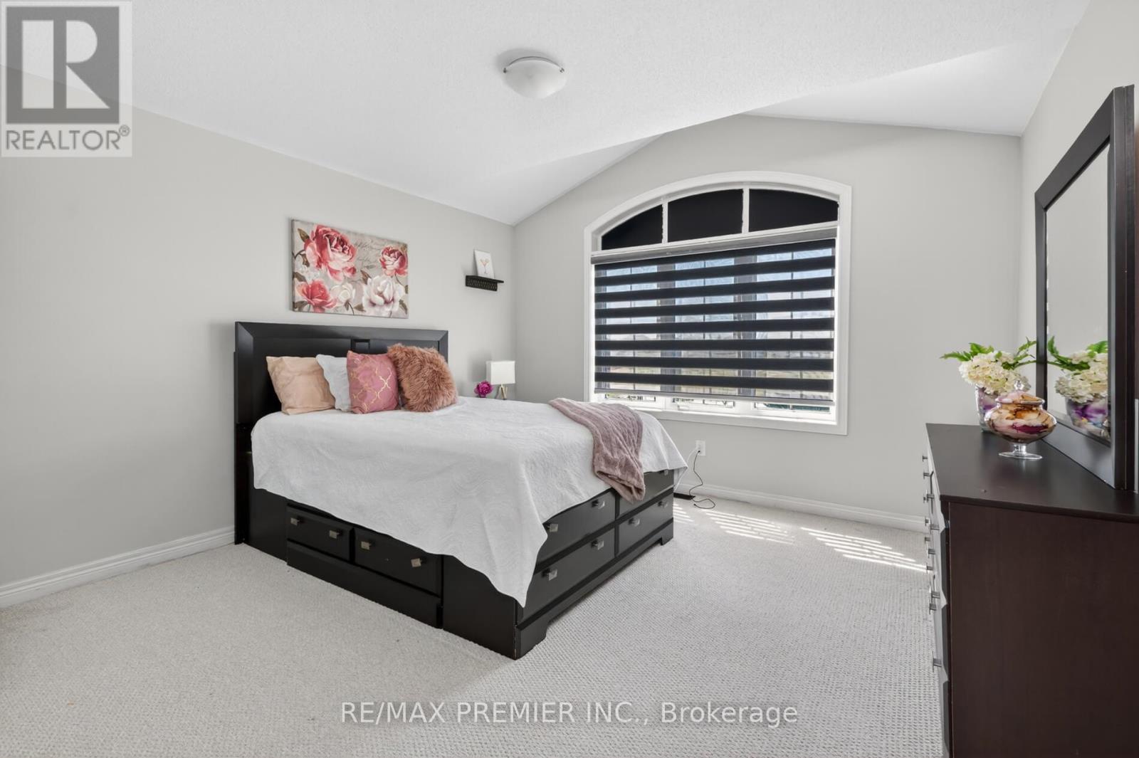 126 Barrow Avenue, Bradford West Gwillimbury (Bradford), Ontario  L3Z 0X3 - Photo 24 - N13213696