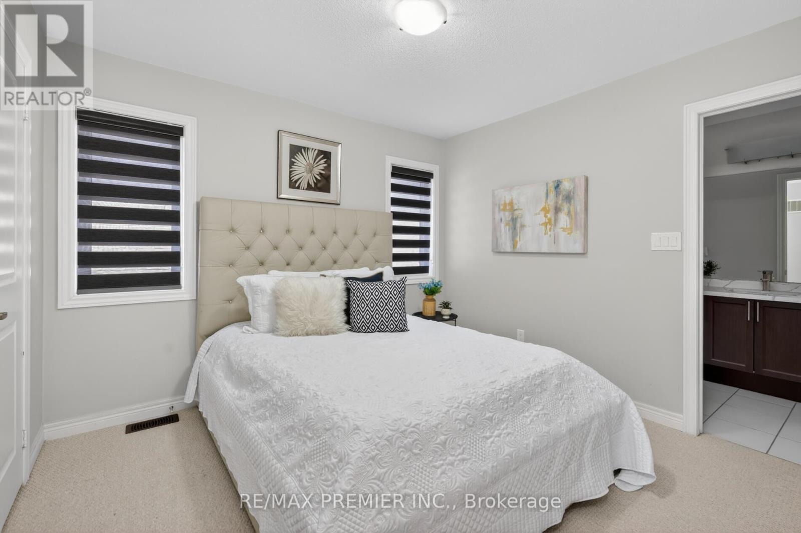 126 Barrow Avenue, Bradford West Gwillimbury (Bradford), Ontario  L3Z 0X3 - Photo 28 - N13213696