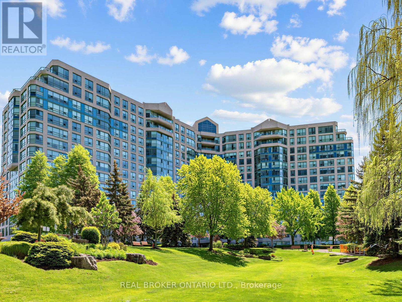 303 - 7825 BAYVIEW AVENUE, Markham, Ontario
