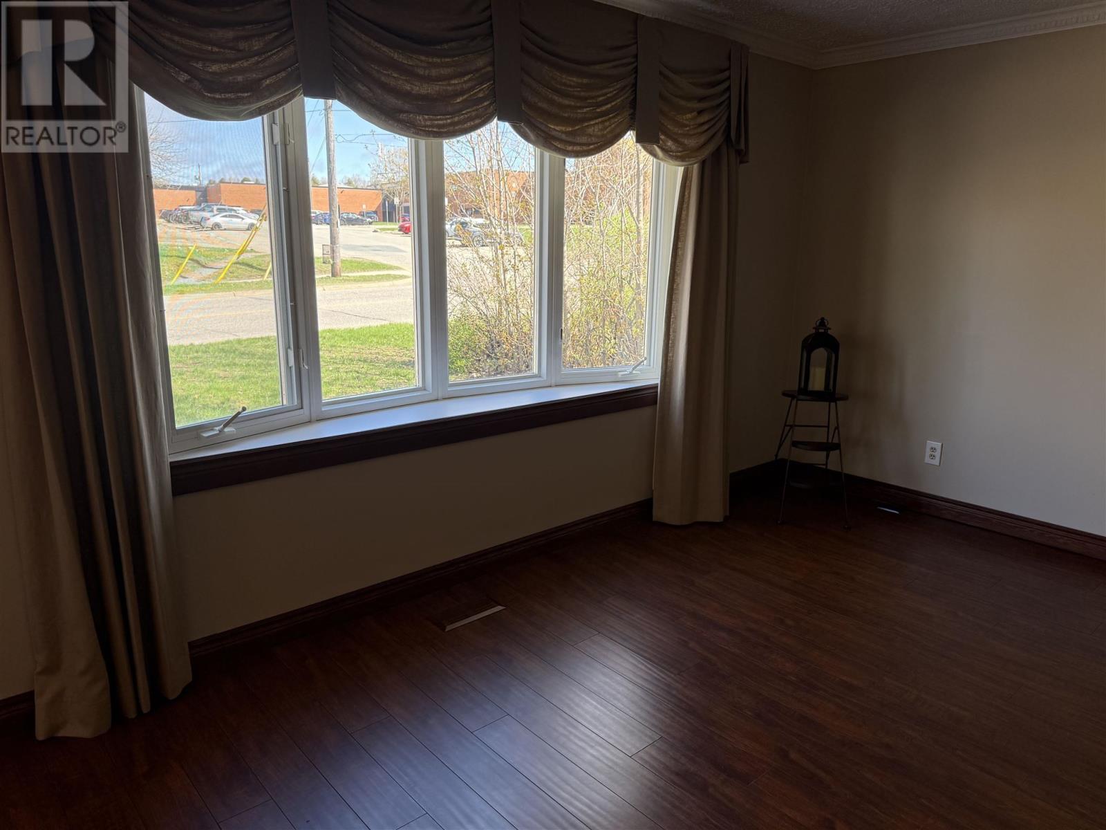 288 Mississauga Ave, Elliot Lake, Ontario  P5A 1E7 - Photo 29 - SM261075