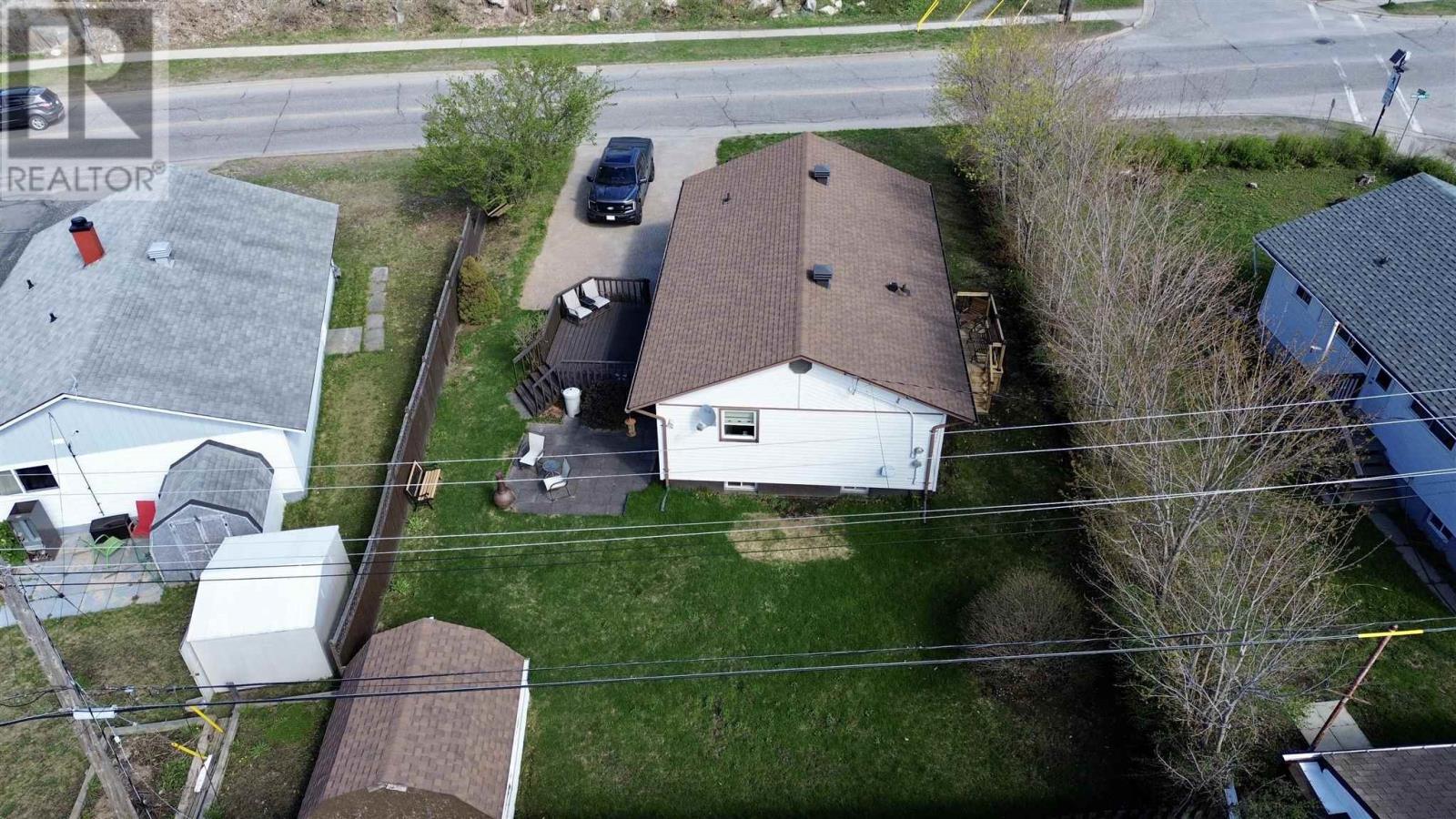 288 Mississauga Ave, Elliot Lake, Ontario  P5A 1E7 - Photo 6 - SM261075