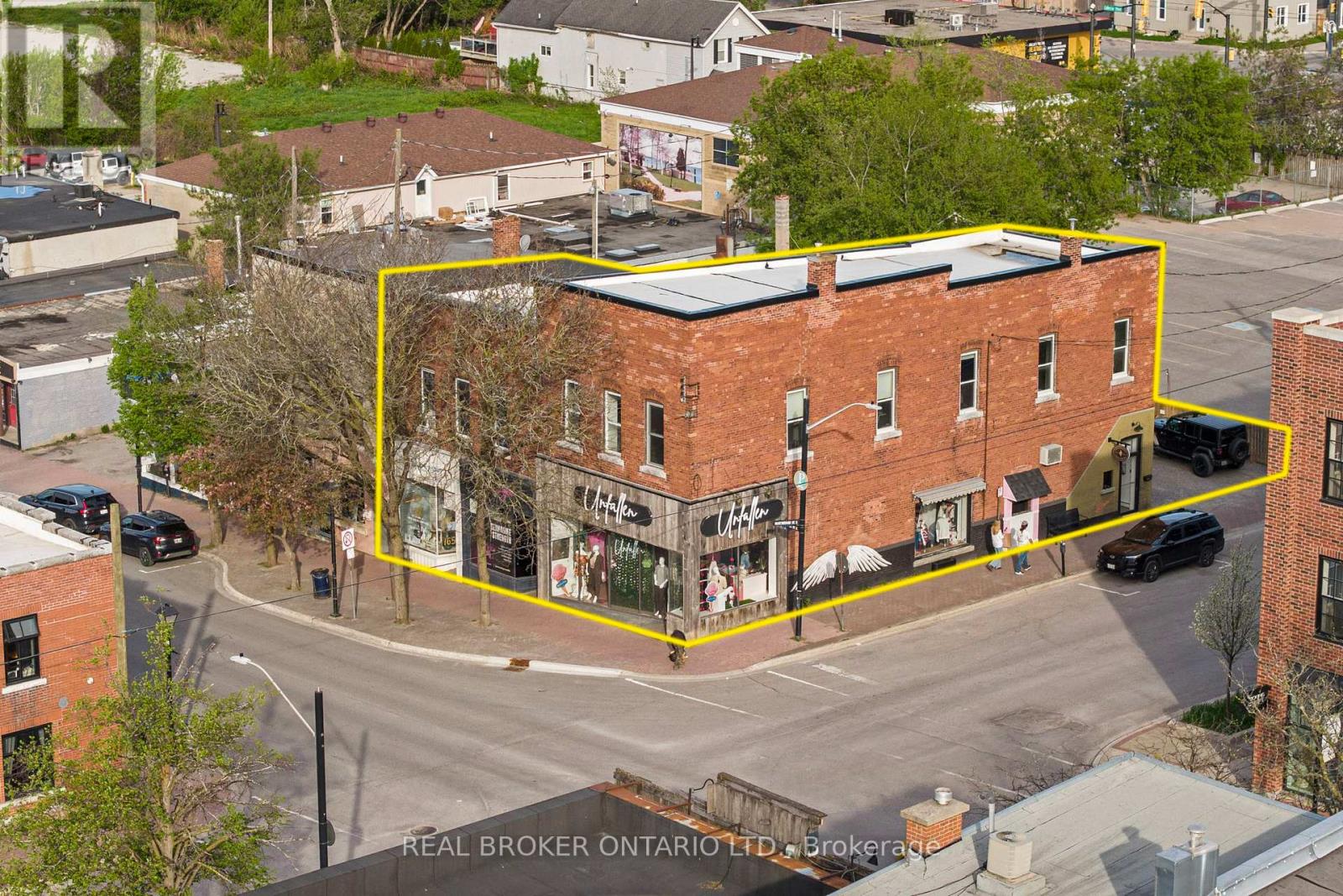 161-165 Mississaga Street E, Orillia, Ontario  L3V 1V8 - Photo 2 - S13213612