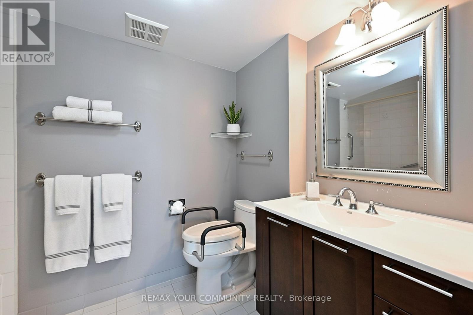 620 - 32 Clarissa Drive, Richmond Hill, Ontario  L4C 9R7 - Photo 22 - N13213330