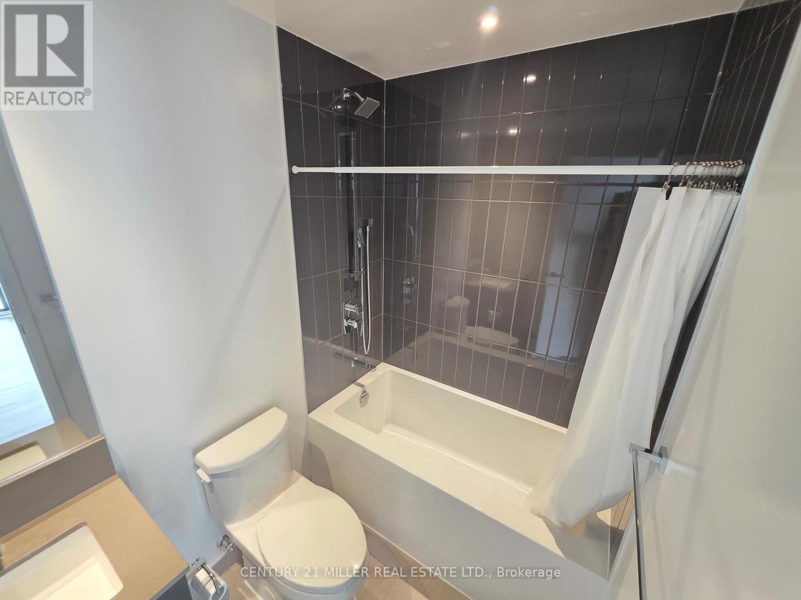 3801 - 3883 Quartz Road, Mississauga, Ontario  L5B 0M4 - Photo 17 - W12990406