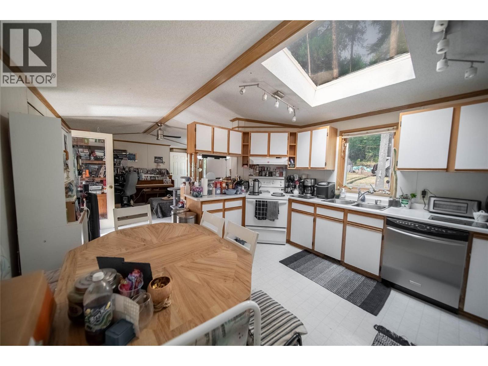 2870 Rosen Heights Road Unit# 7 & 8, Jaffray, British Columbia  V0B 1T0 - Photo 27 - 10389235