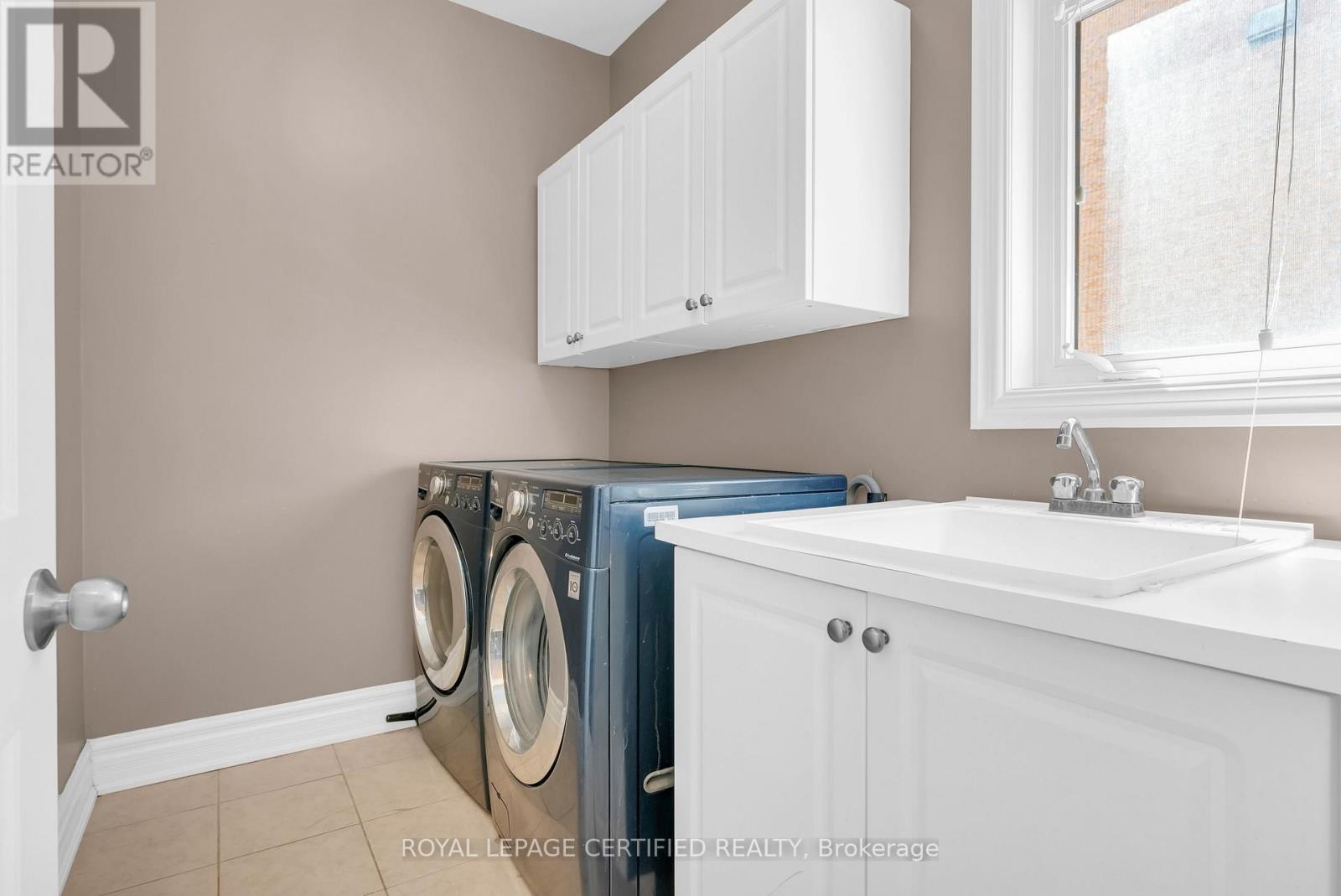 6 Cachet Court, Brampton, Ontario  L6X 0X2 - Photo 19 - W13213530