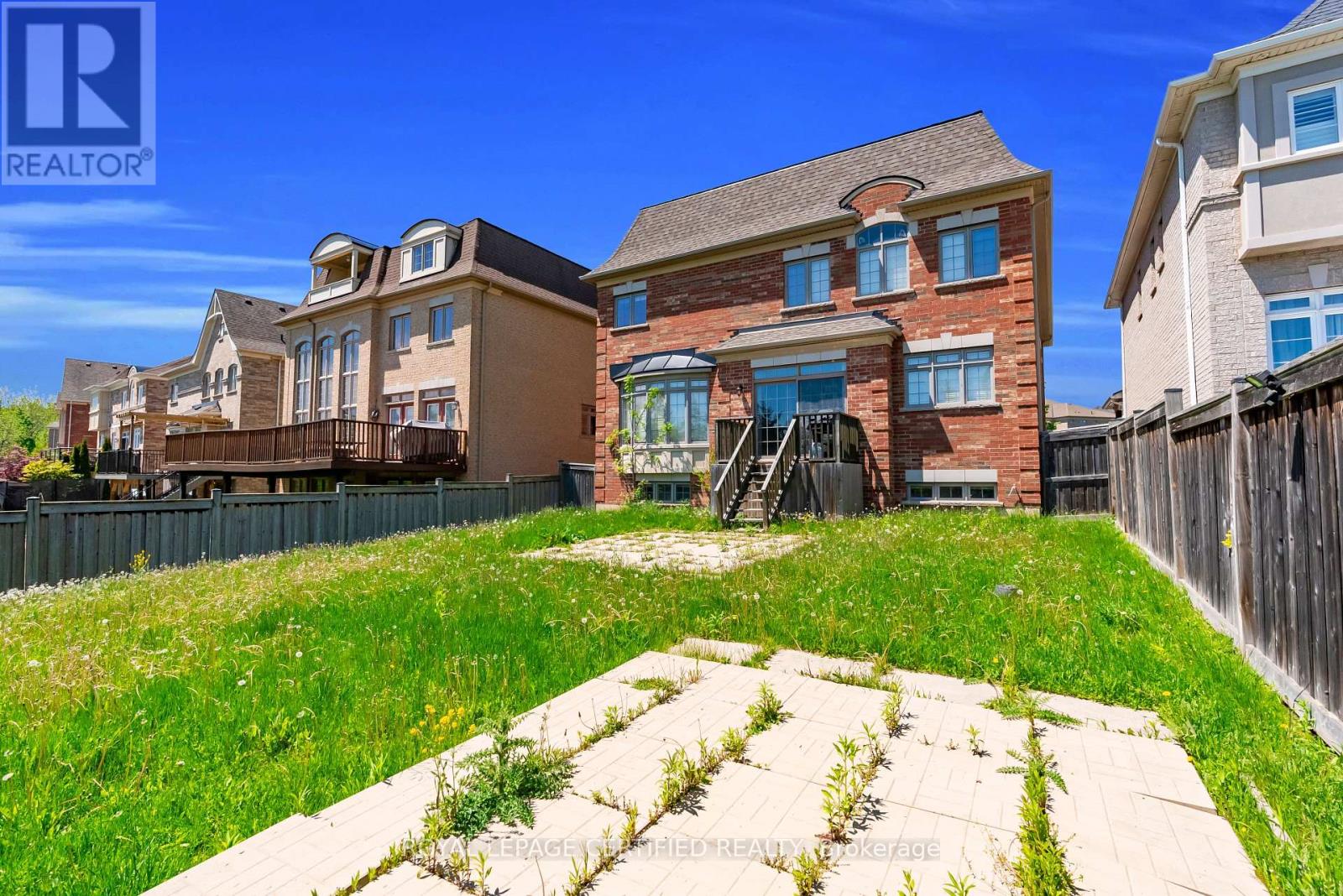 6 Cachet Court, Brampton, Ontario  L6X 0X2 - Photo 47 - W13213530