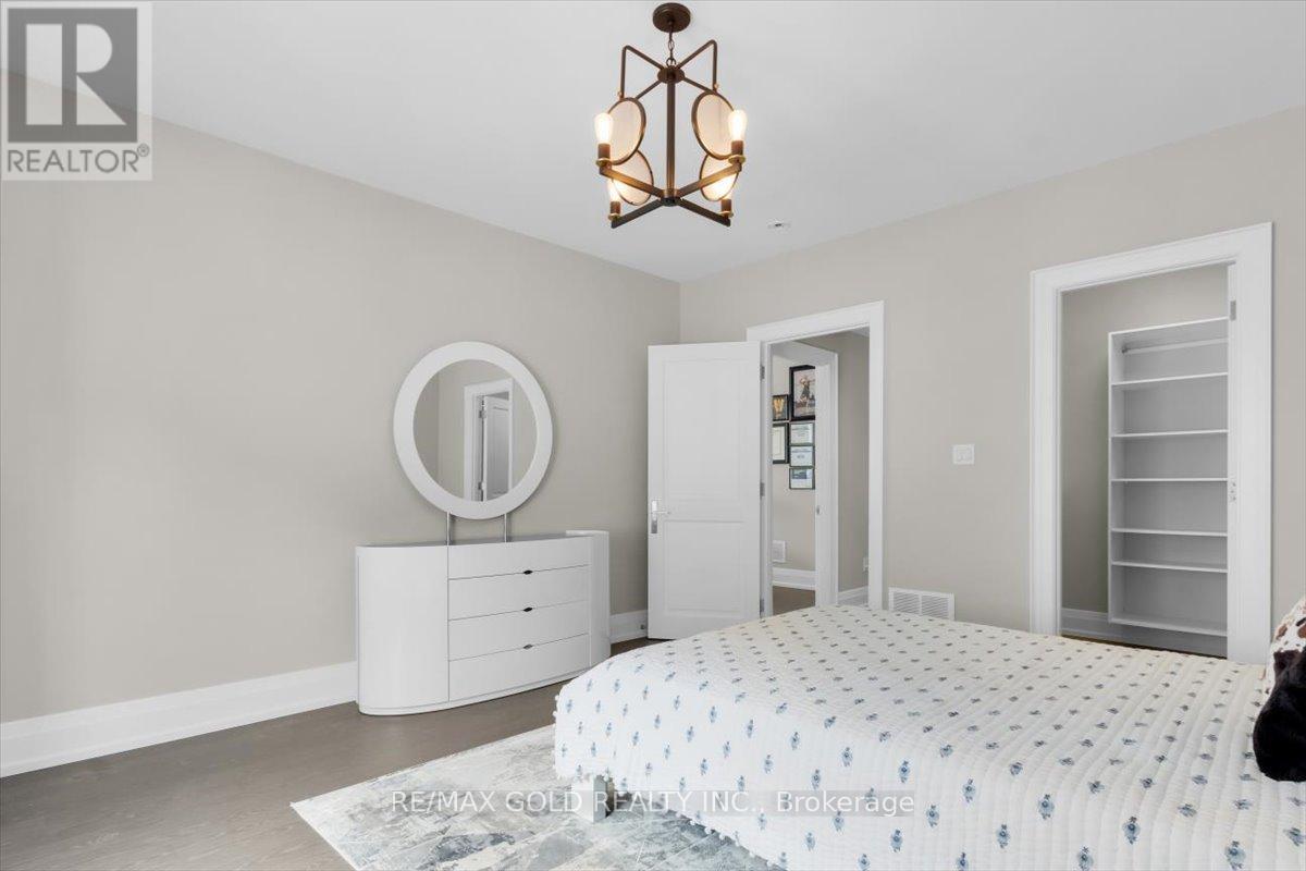 6628 Rothschild Trail W, Mississauga, Ontario  L5W 0A6 - Photo 35 - W13213536