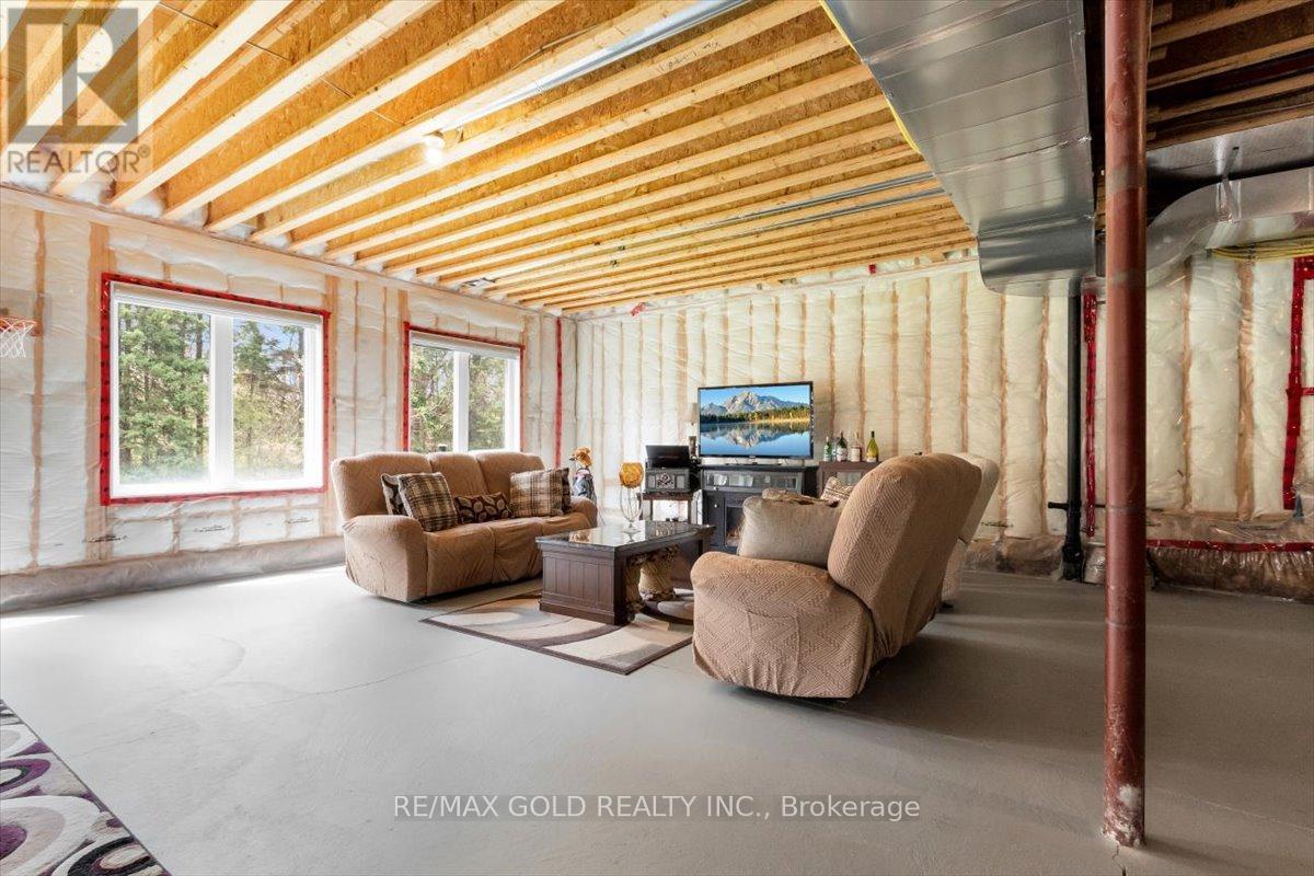 6628 Rothschild Trail W, Mississauga, Ontario  L5W 0A6 - Photo 42 - W13213536