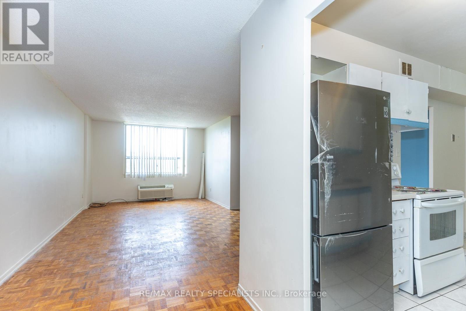 507 - 2825 Islington Avenue, Toronto, Ontario M9L 2K1 - Photo 4 - W13213554