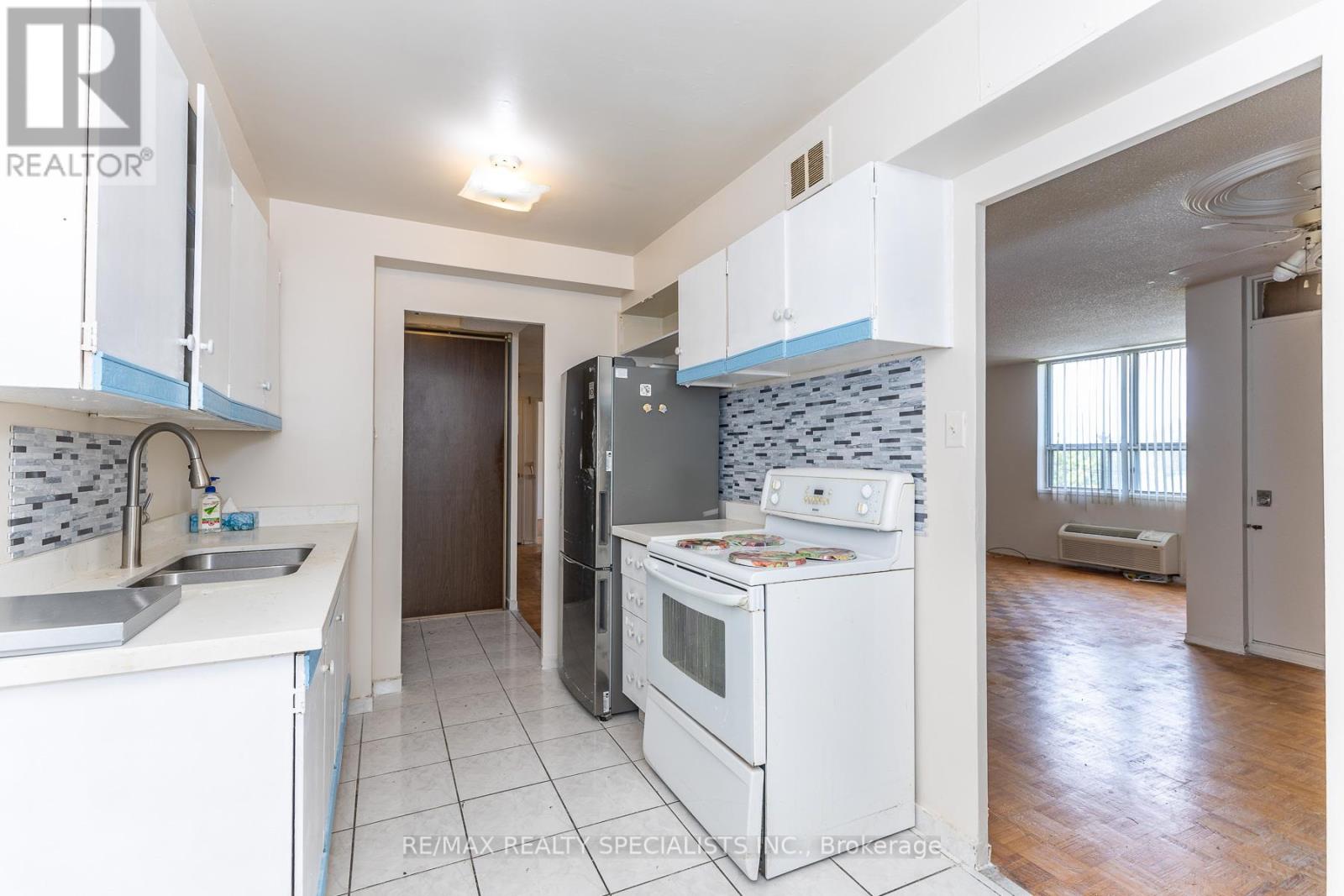 507 - 2825 Islington Avenue, Toronto, Ontario M9L 2K1 - Photo 7 - W13213554