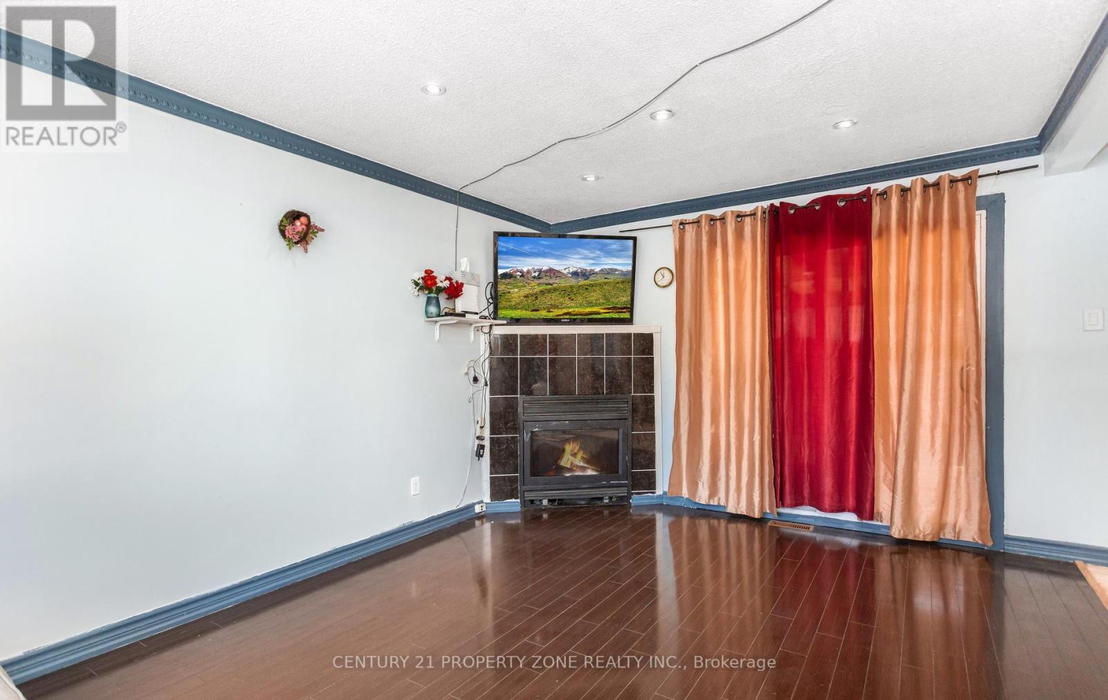 17 Hillbank Trail, Brampton, Ontario  L6S 1P6 - Photo 10 - W13213624