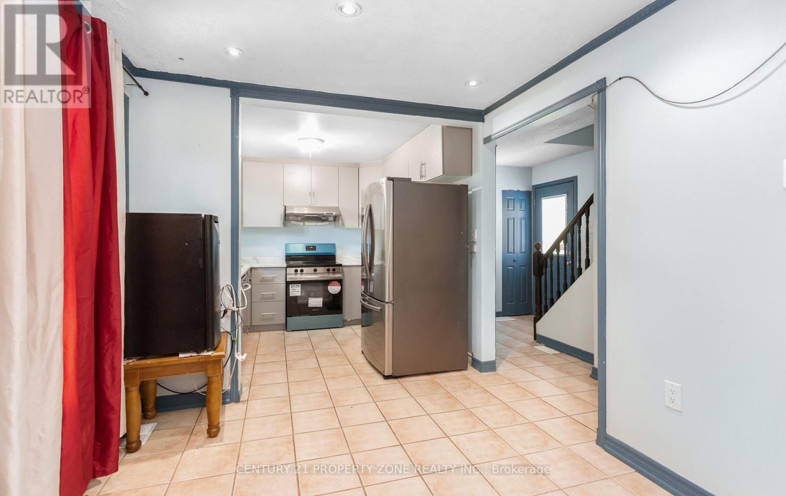 17 Hillbank Trail, Brampton, Ontario  L6S 1P6 - Photo 12 - W13213624