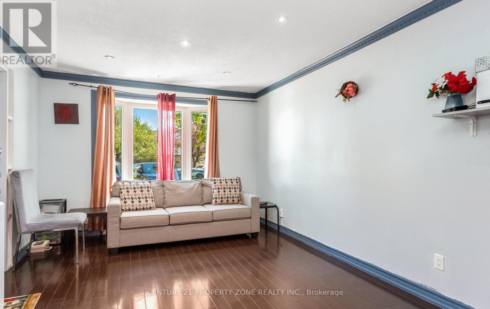 17 Hillbank Trail, Brampton, Ontario  L6S 1P6 - Photo 8 - W13213624