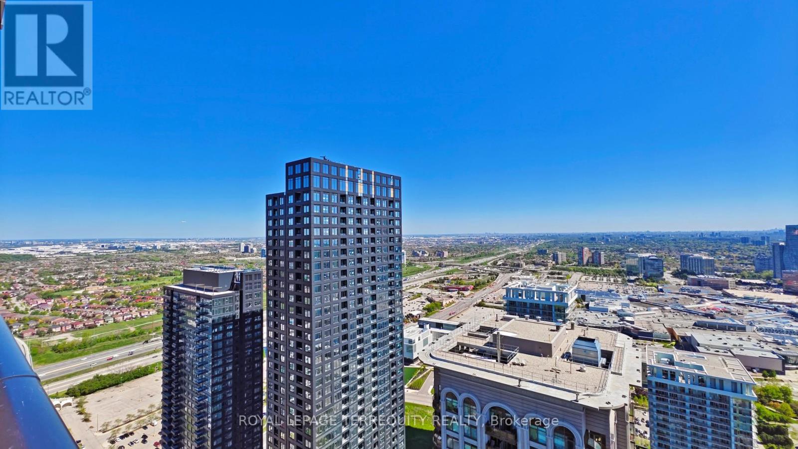 4502 - 430 Square One Drive, Mississauga, Ontario  L5B 0L6 - Photo 34 - W13213642