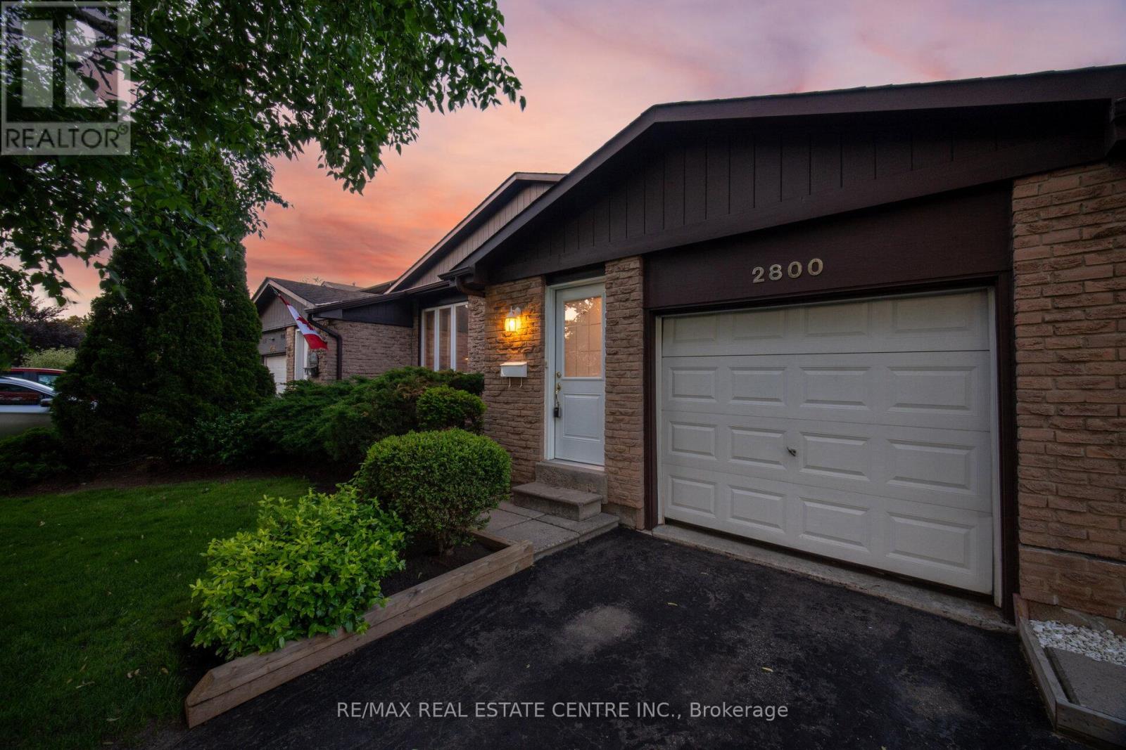 2800 Bucklepost Crescent, Mississauga, Ontario  L5N 1X5 - Photo 5 - W13213670