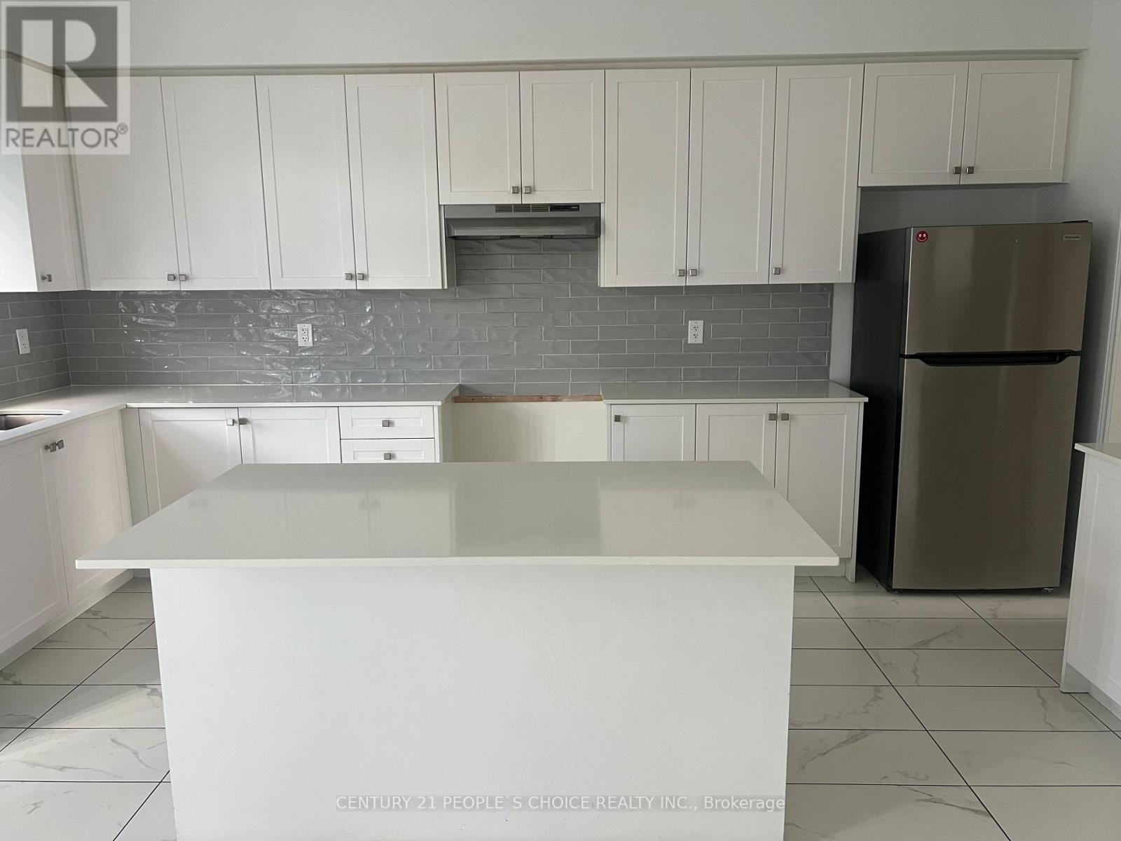 93 Stewardship Road, Brampton, Ontario  L7A 4W6 - Photo 2 - W13213700