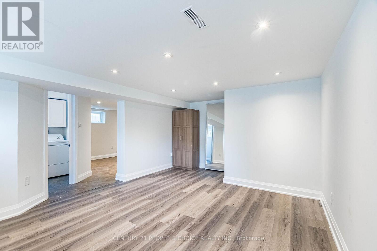 39 Meadowland Drive, Brampton, Ontario  L6W 2R5 - Photo 29 - W13213702