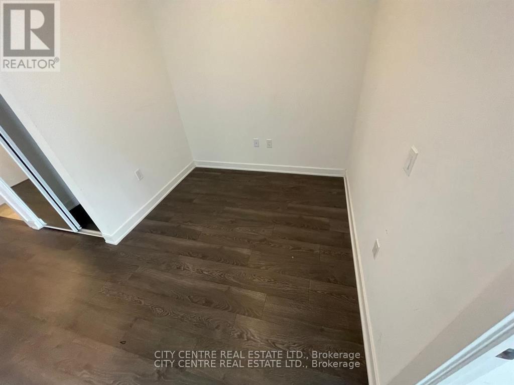 1002 - 4655 Metcalfe Avenue, Mississauga, Ontario  L5M 0Z7 - Photo 10 - W13213748