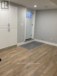 Bsmt. - 930 Silversmith Drive, Mississauga, Ontario  L5V 1E9 - Photo 2 - W13213776