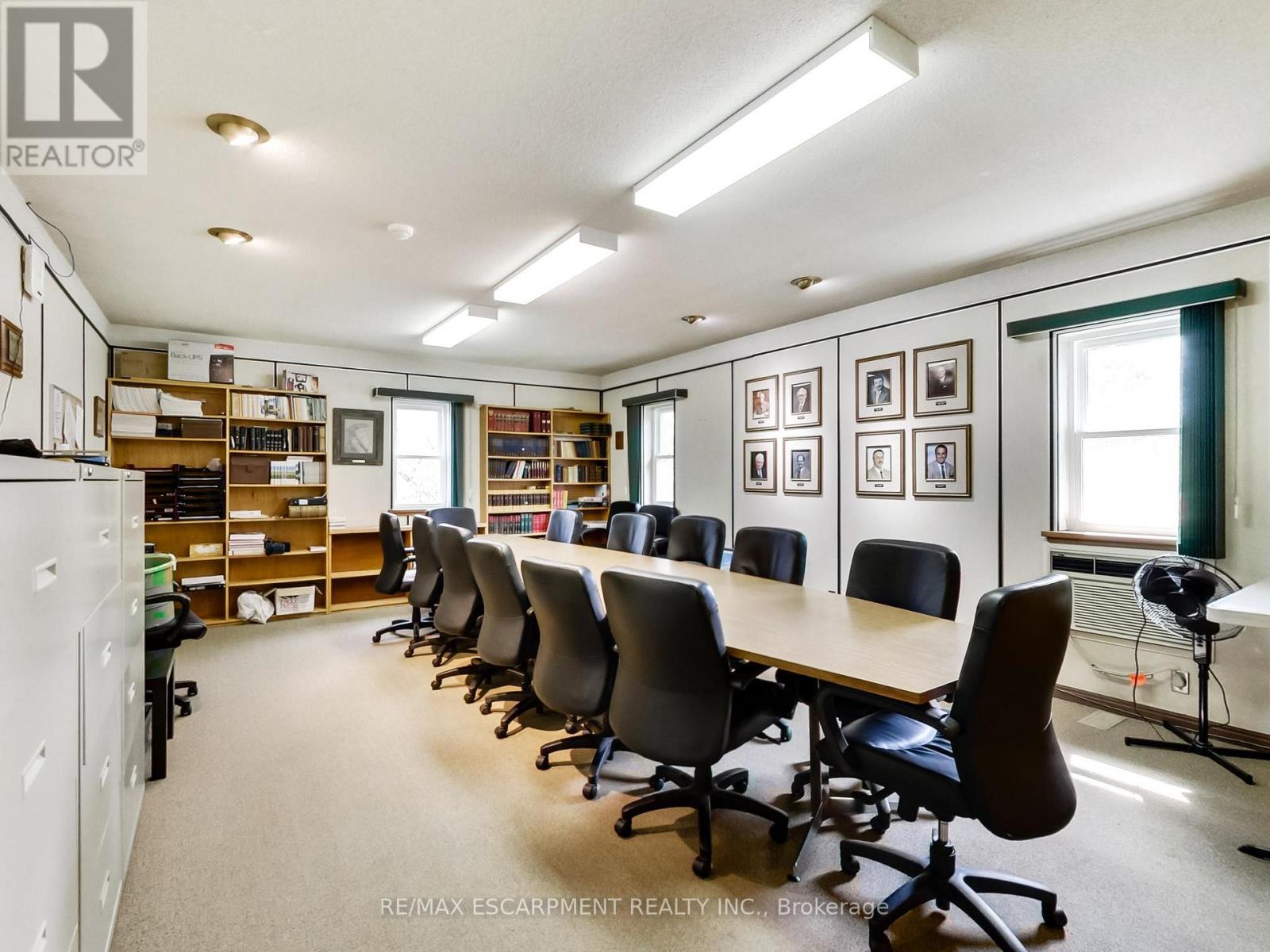 Upper - 1225 Dundas Street, Burlington, Ontario  L7P 0S9 - Photo 21 - W13213788