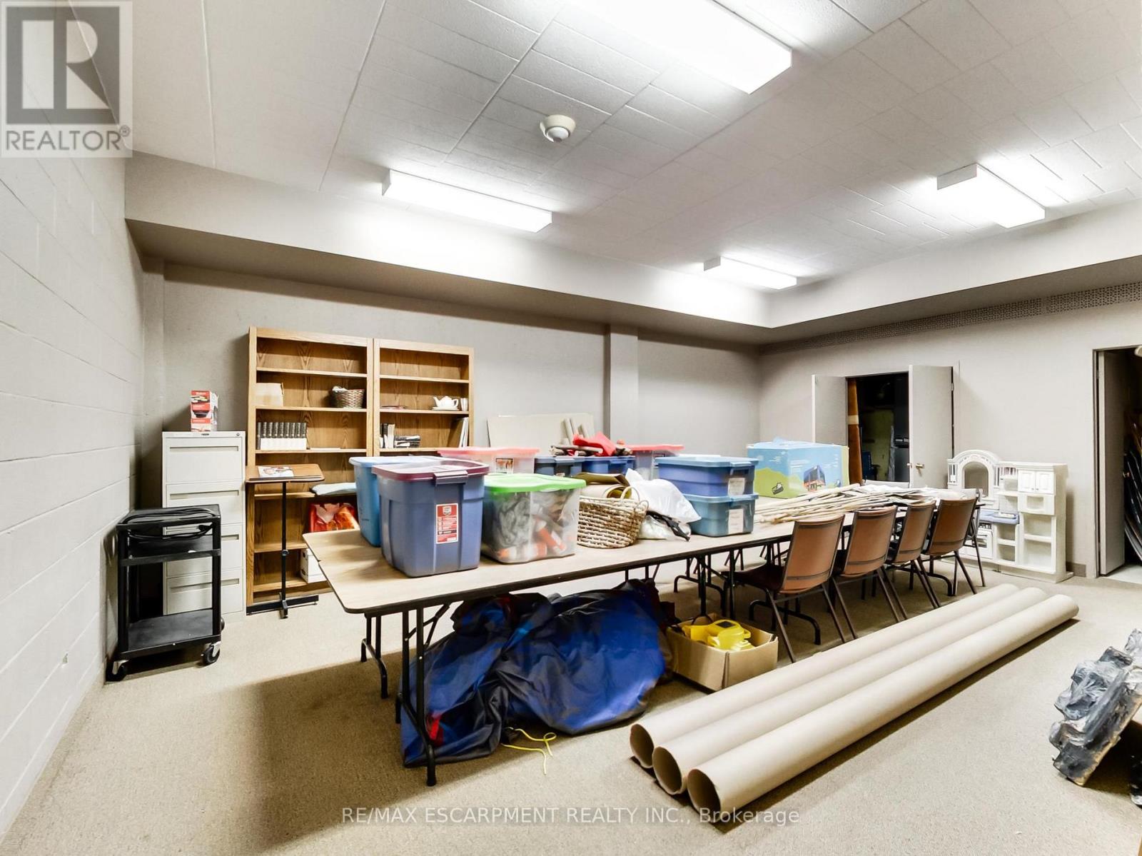 Lower - 1225 Dundas Street, Burlington, Ontario  L7P 0S9 - Photo 25 - W13213812