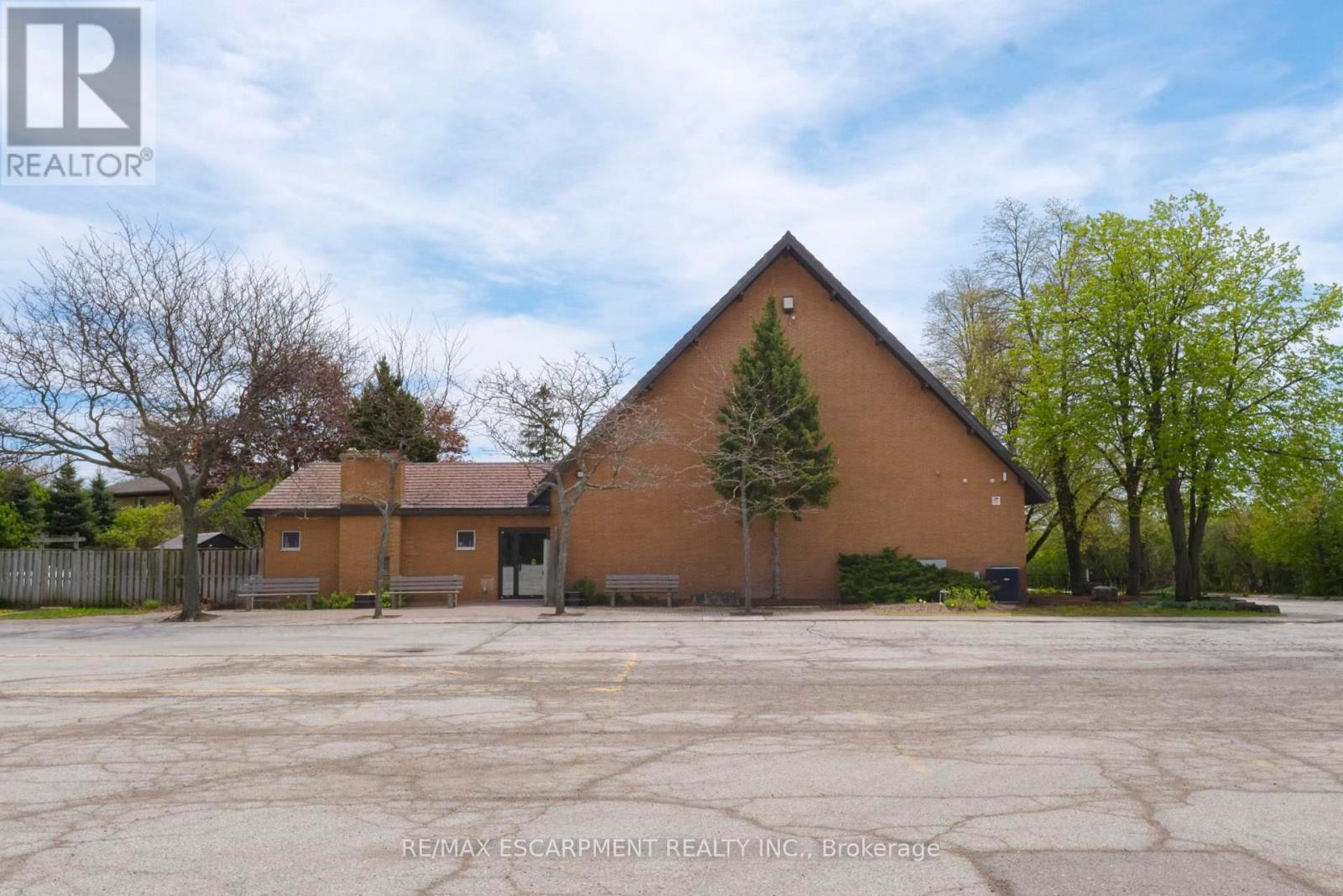 Lower - 1225 Dundas Street, Burlington, Ontario  L7P 0S9 - Photo 8 - W13213812